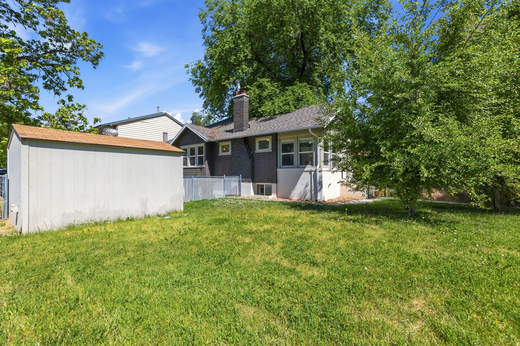 LONGVIEW PARK - Residential