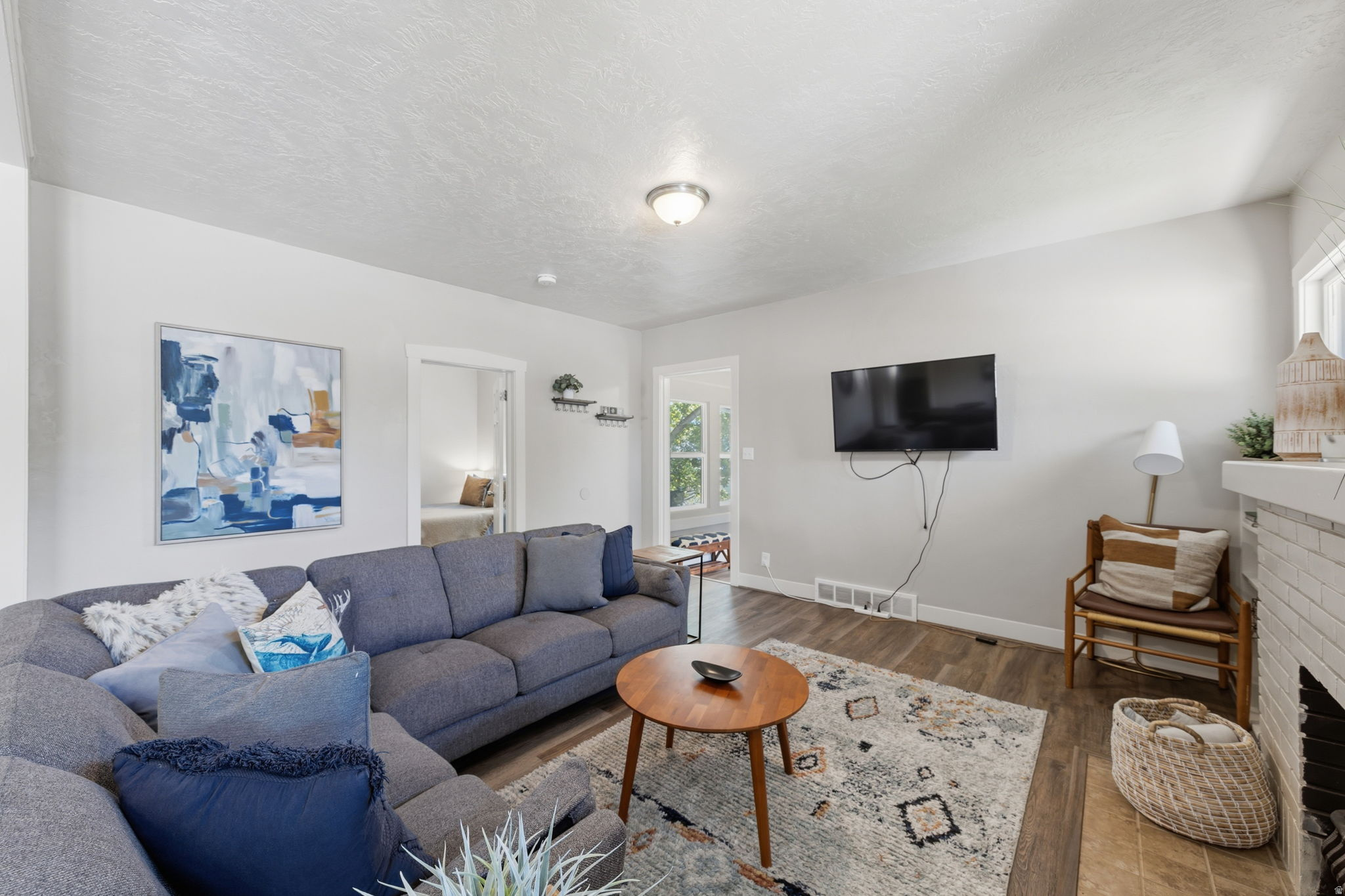 LONGVIEW PARK - Residential