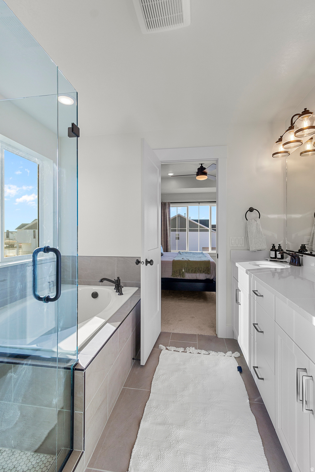ENVISION ESTATES - Residential