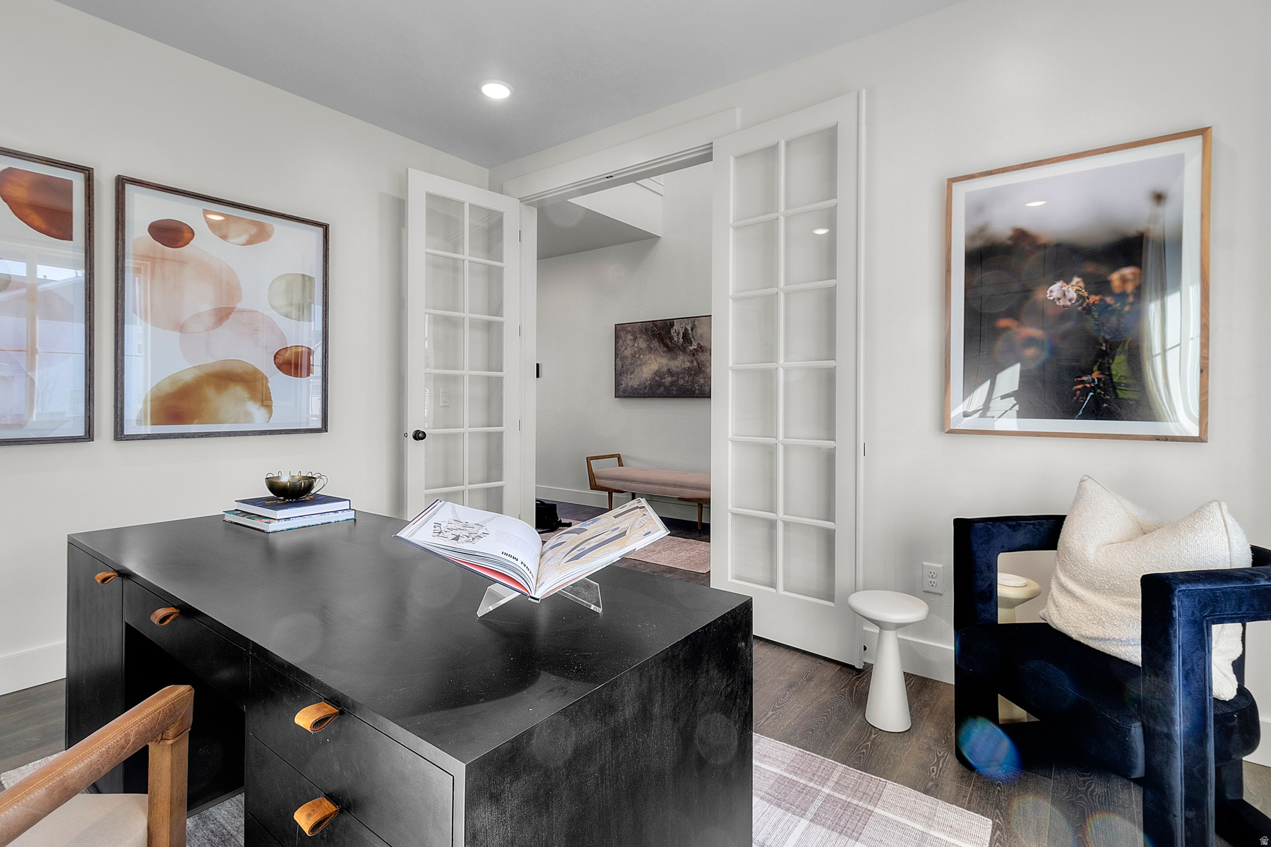 ENVISION ESTATES - Residential