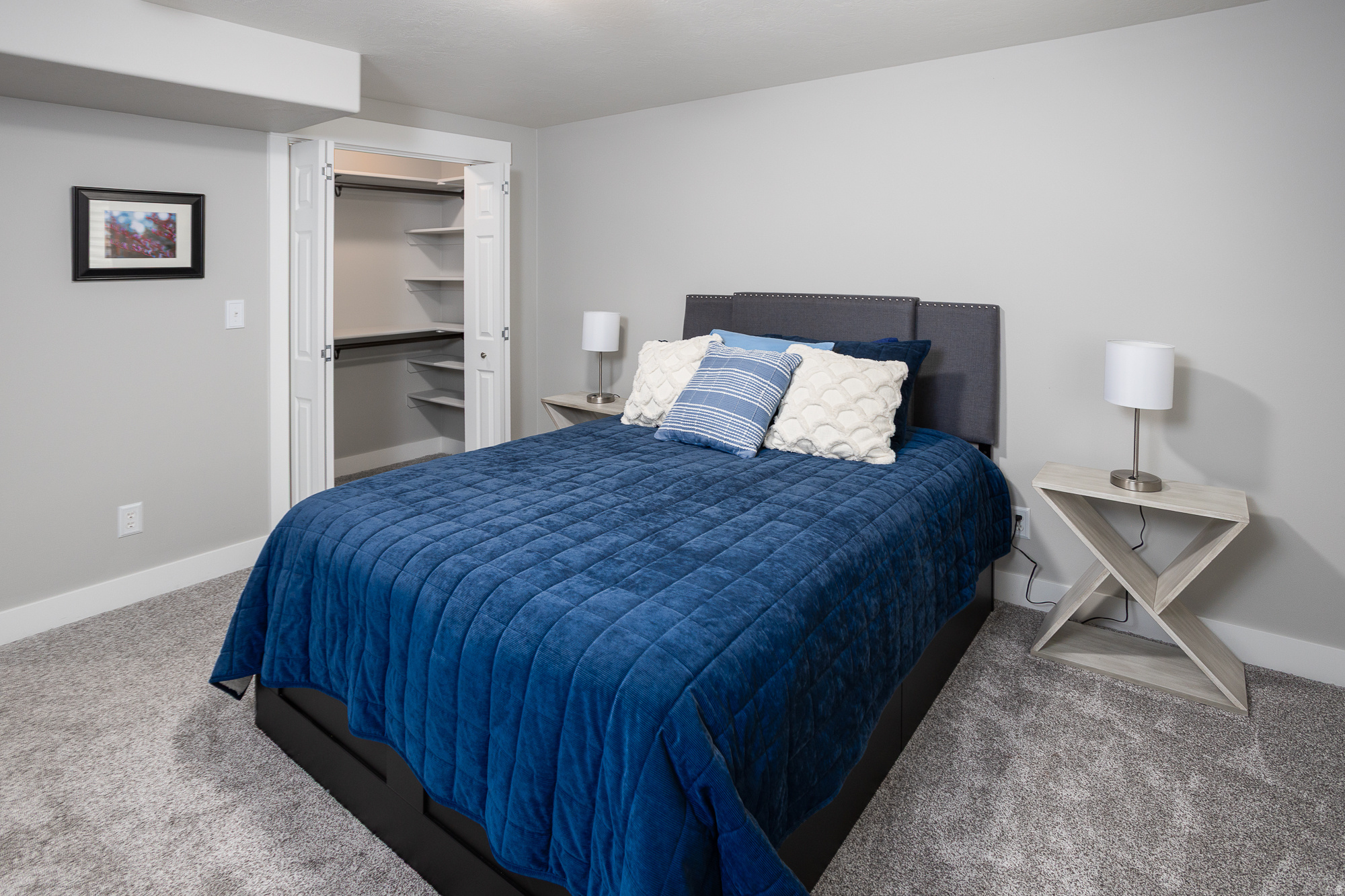 MOUNTAIN VIEW ESTATES - Residential