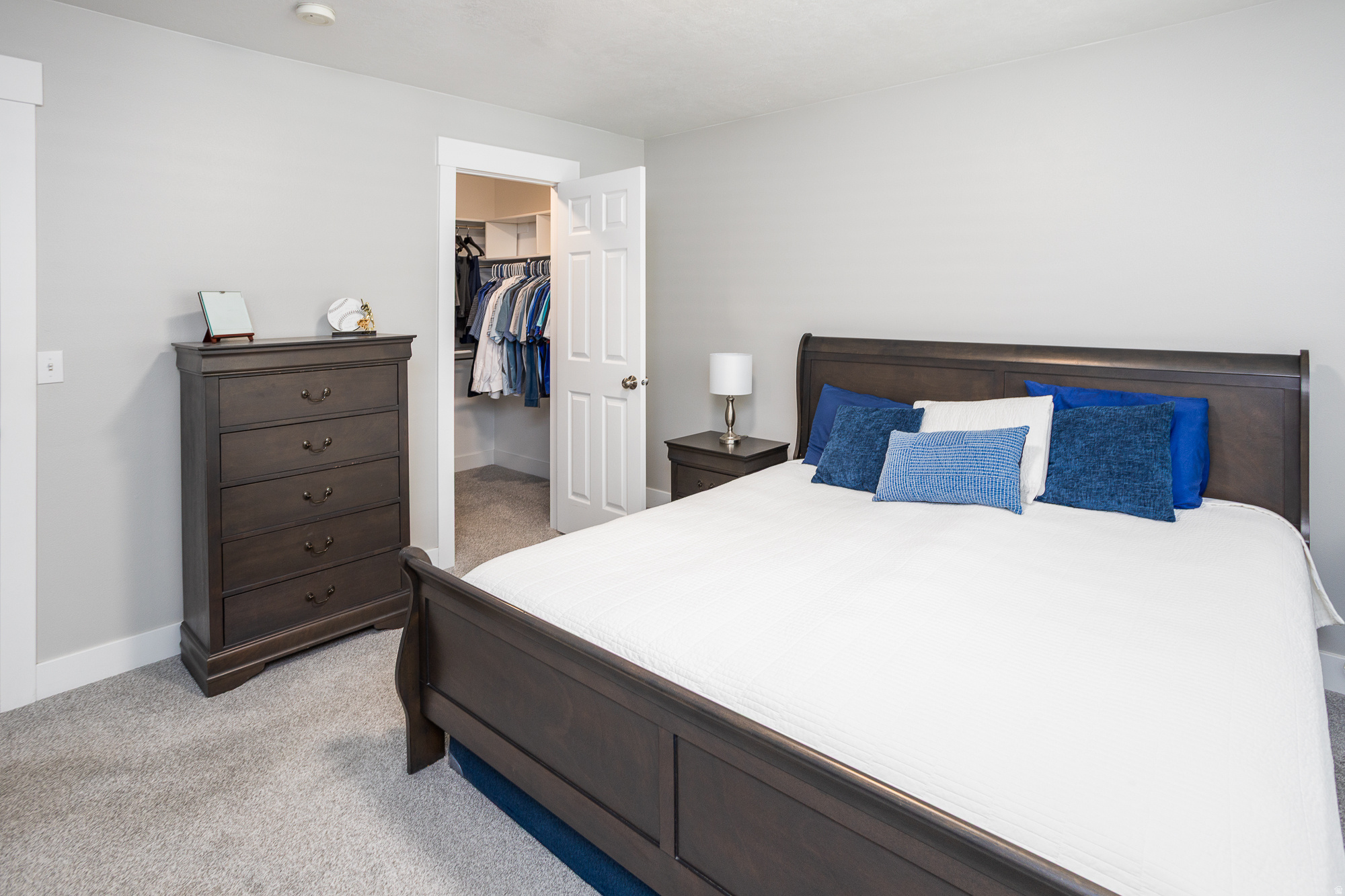 MOUNTAIN VIEW ESTATES - Residential
