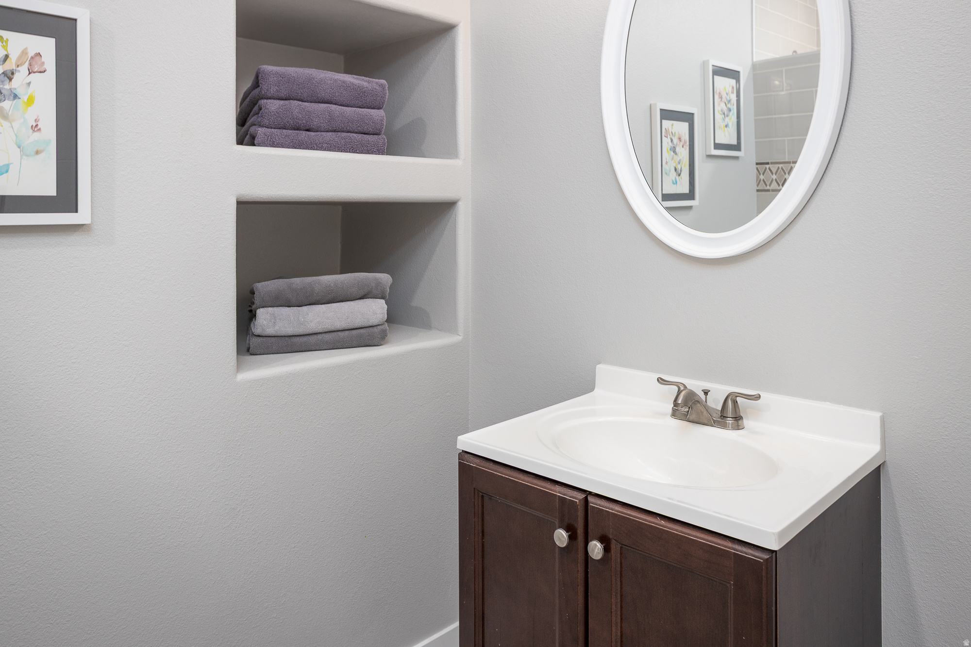 MOUNTAIN VIEW ESTATES - Residential