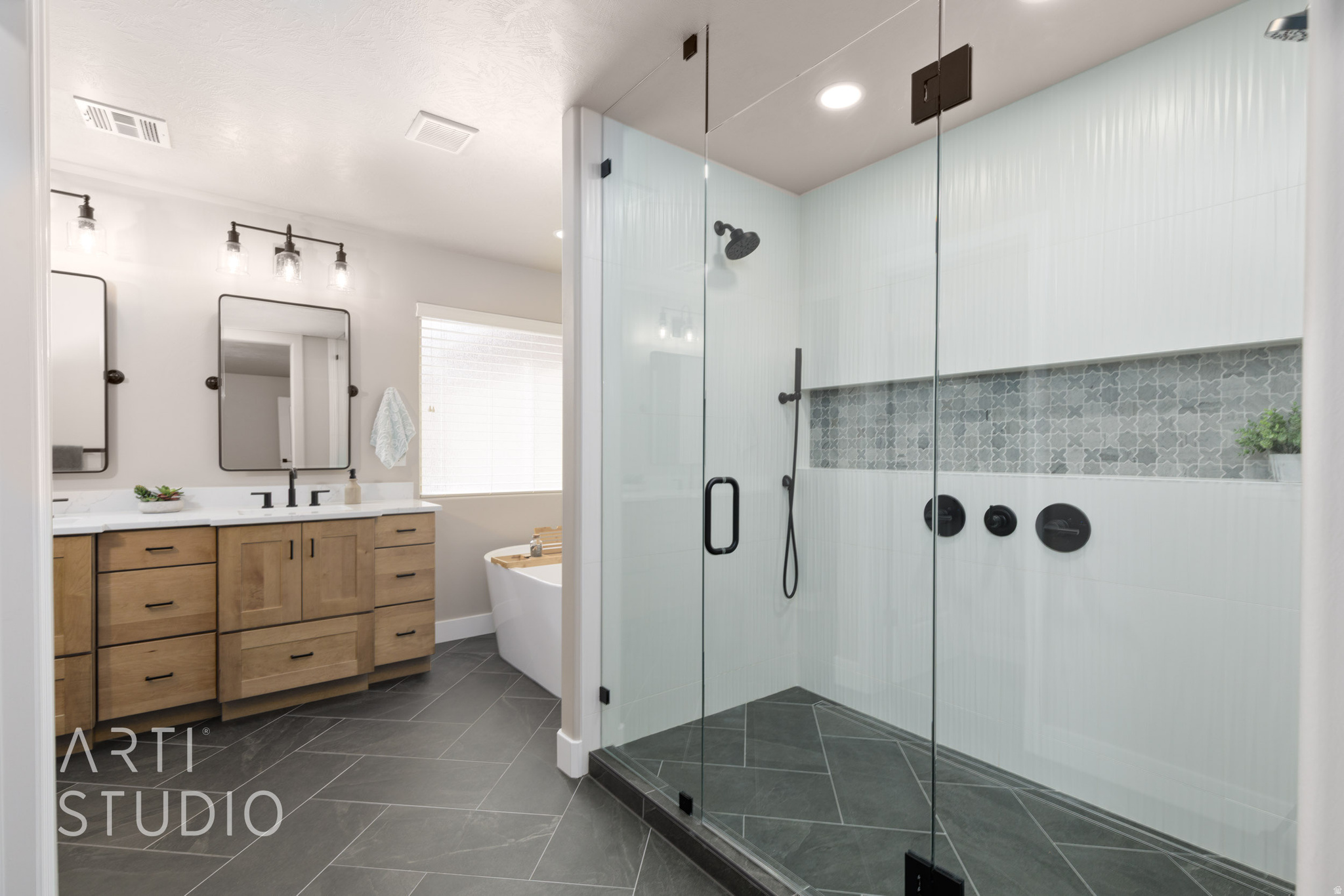 TREASURE VALLEY PH 6 - Residential