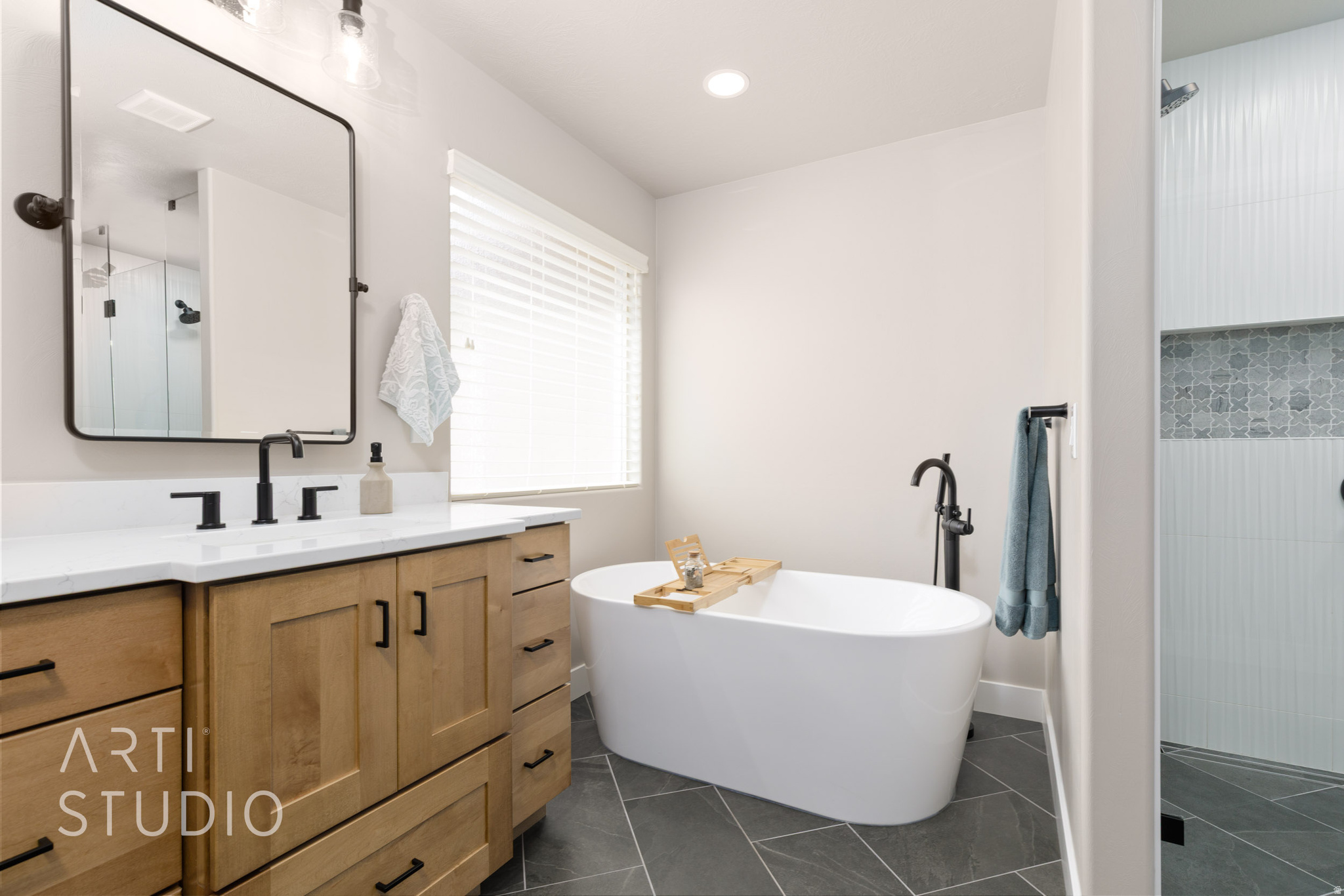 TREASURE VALLEY PH 6 - Residential