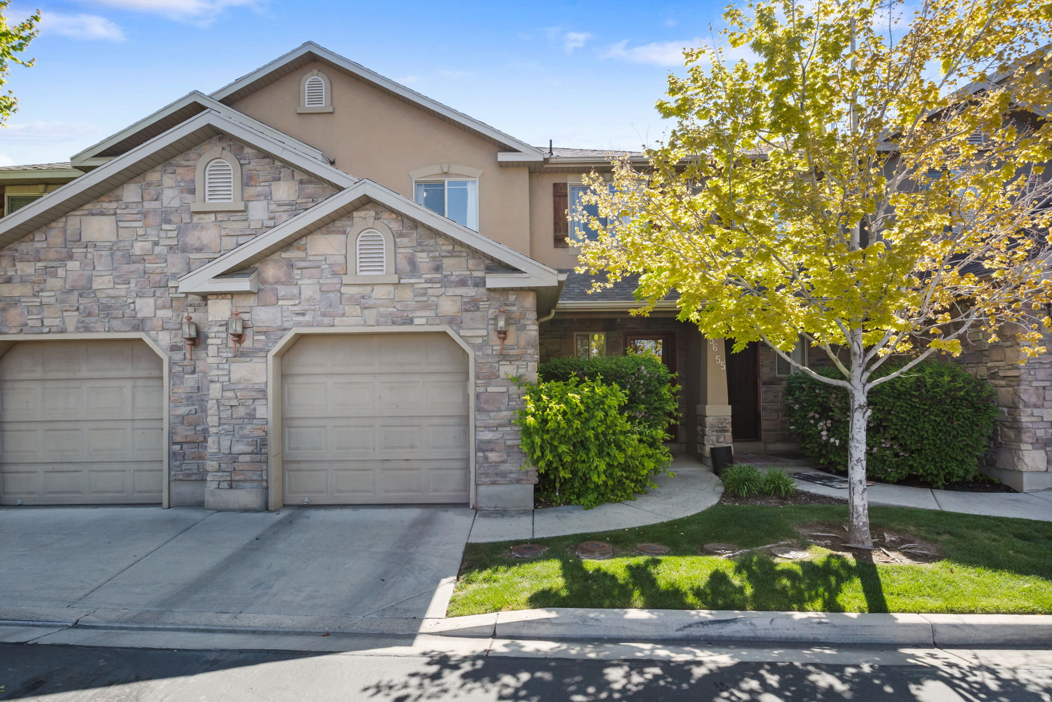 GATEWAY VILLAGE - Residential