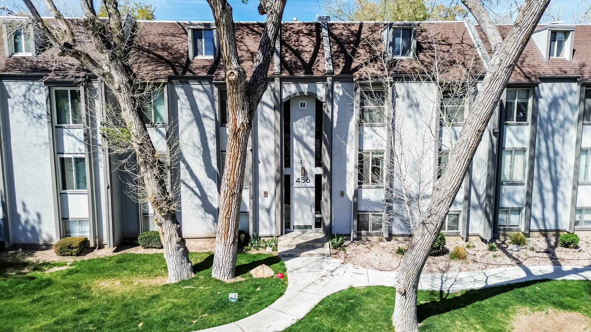 WILLOWBROOK - Residential