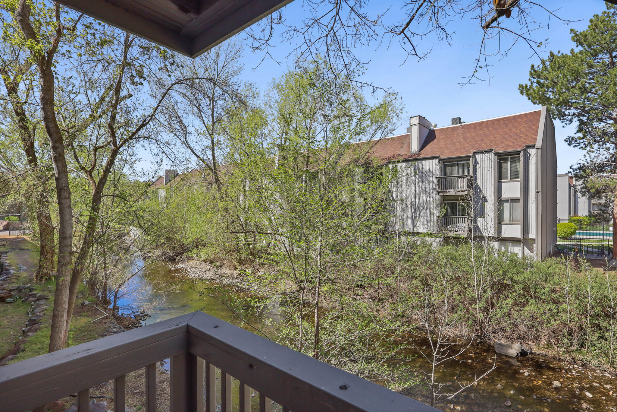 WILLOWBROOK - Residential