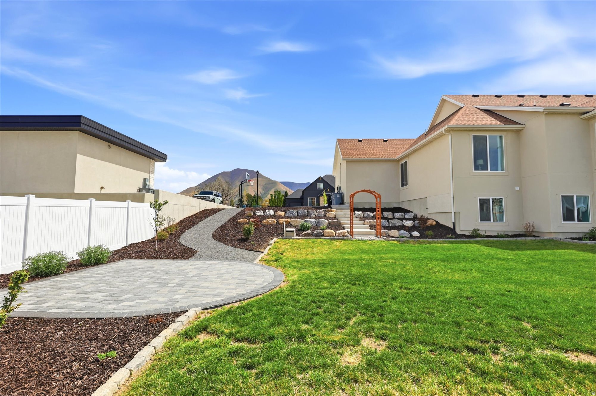 WHITING FARMS - Residential