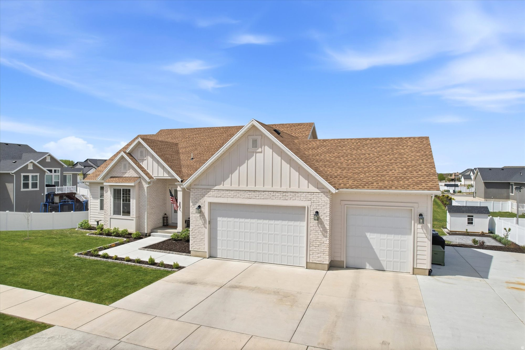 WHITING FARMS - Residential