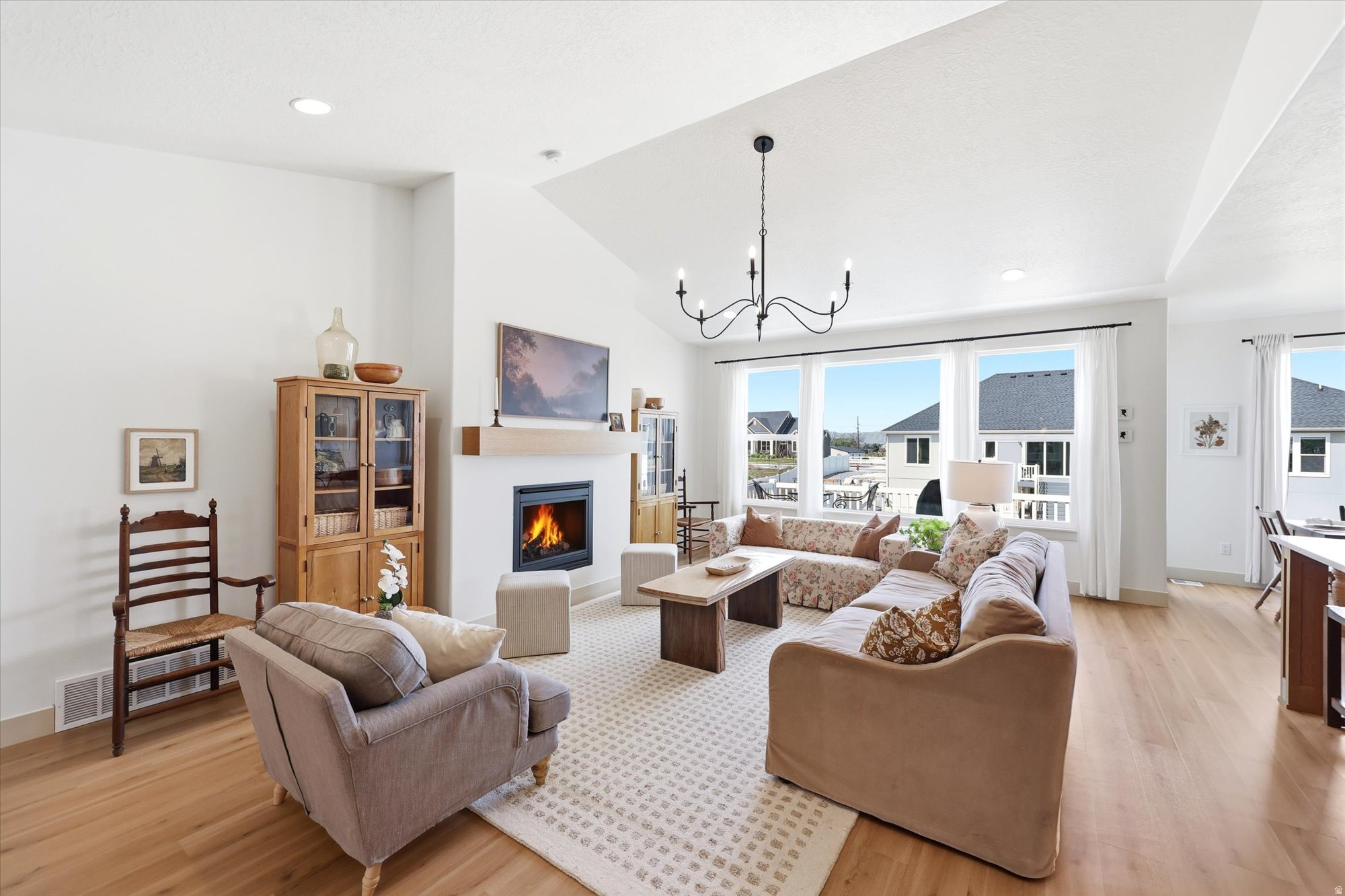 WHITING FARMS - Residential