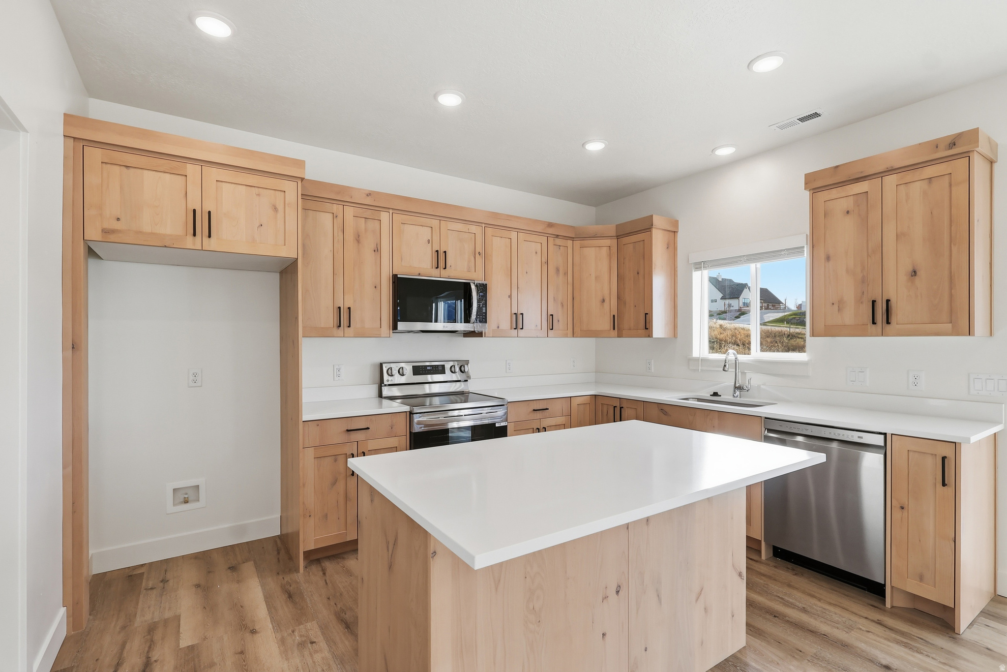 MOUNT STERLING FARMS - Residential