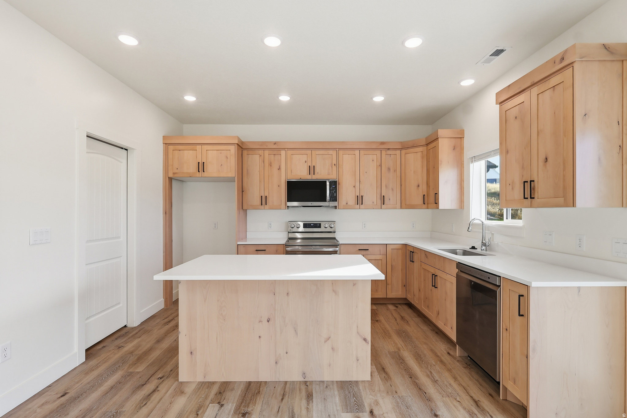 MOUNT STERLING FARMS - Residential
