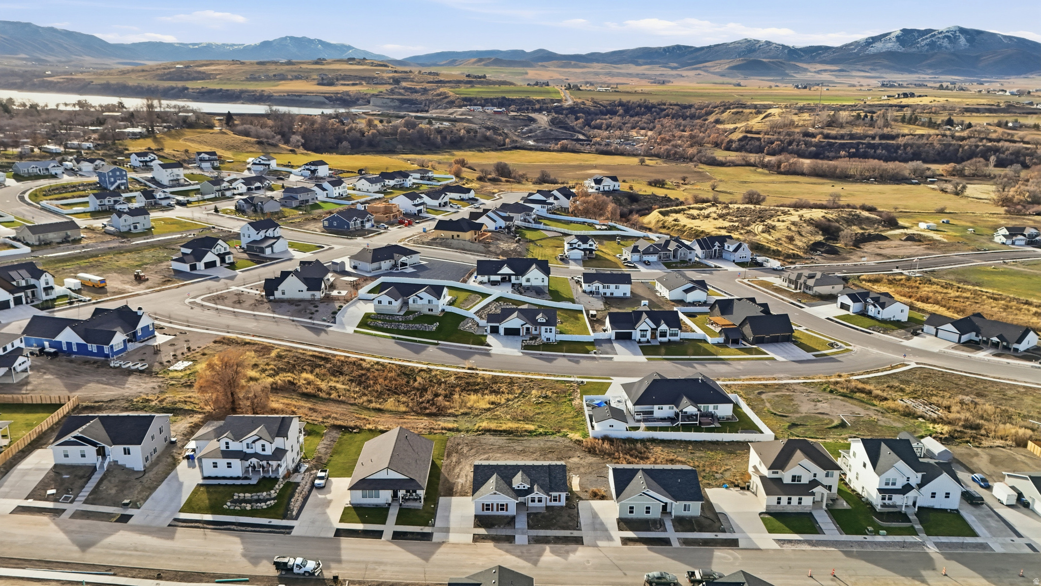 MOUNT STERLING FARMS - Residential