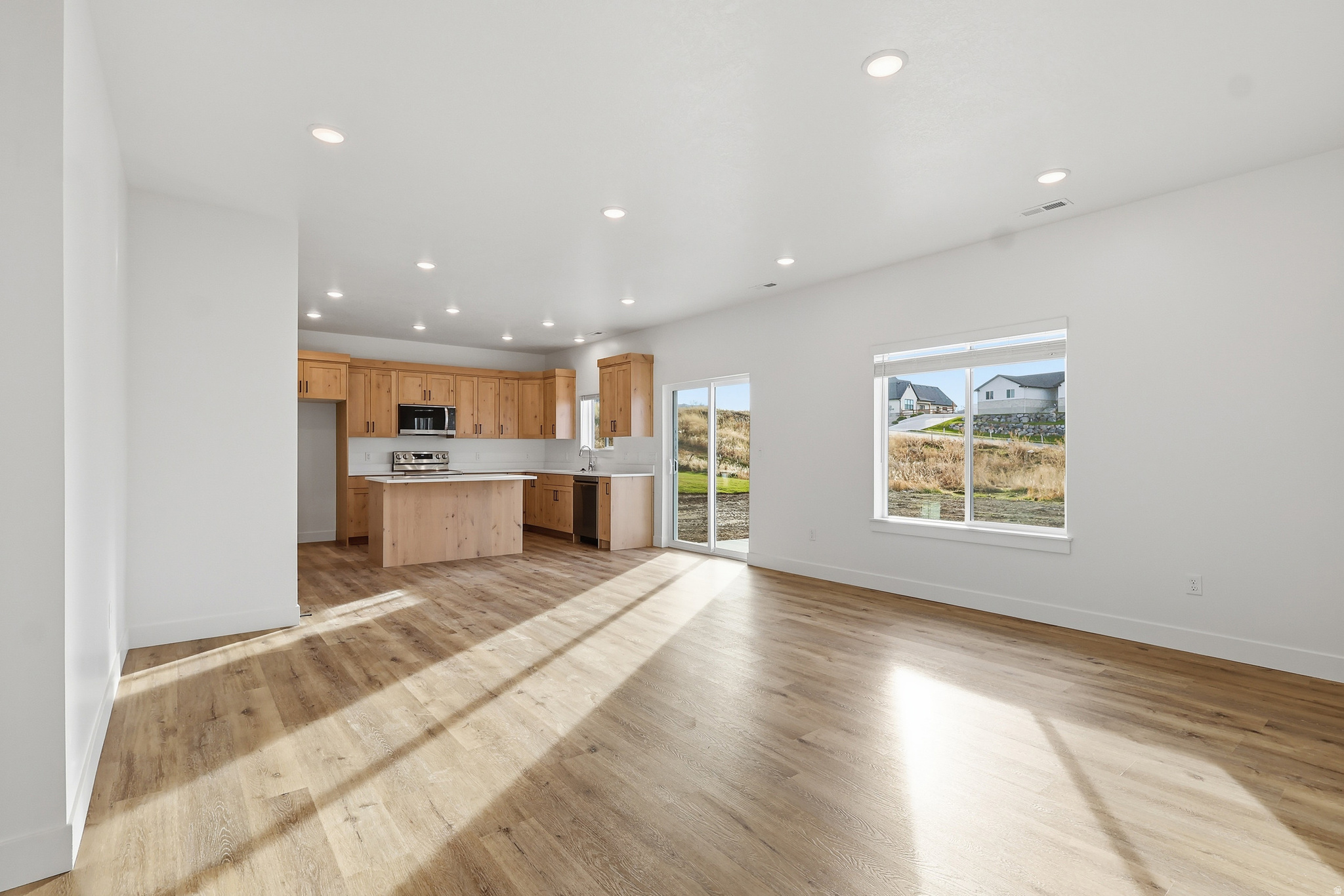 MOUNT STERLING FARMS - Residential