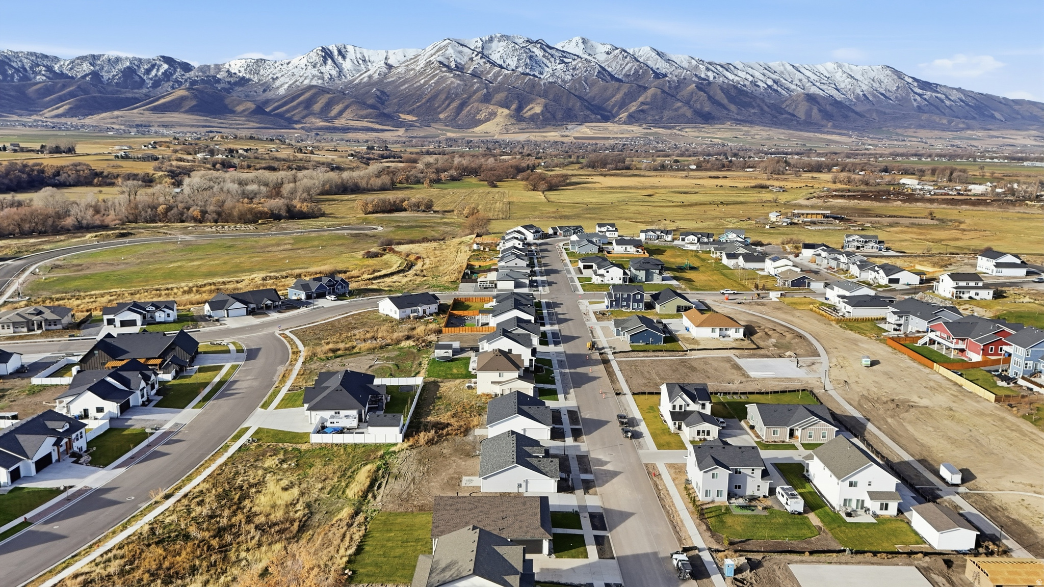 MOUNT STERLING FARMS - Residential
