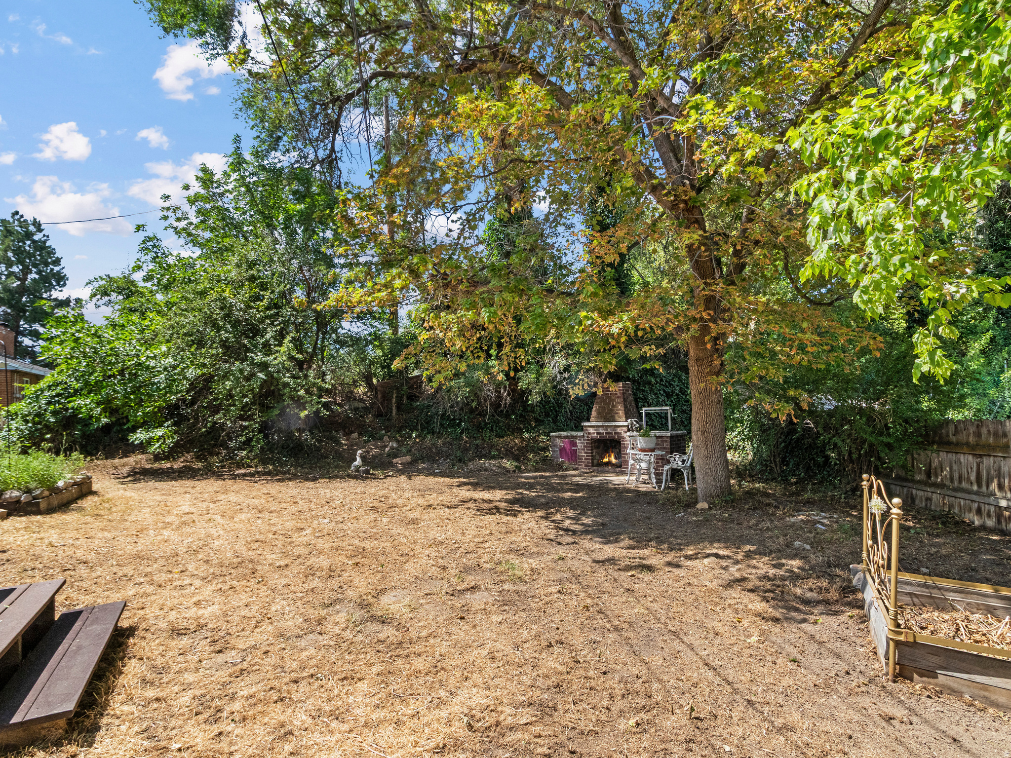 MURRAY HILL GARDENS - Residential