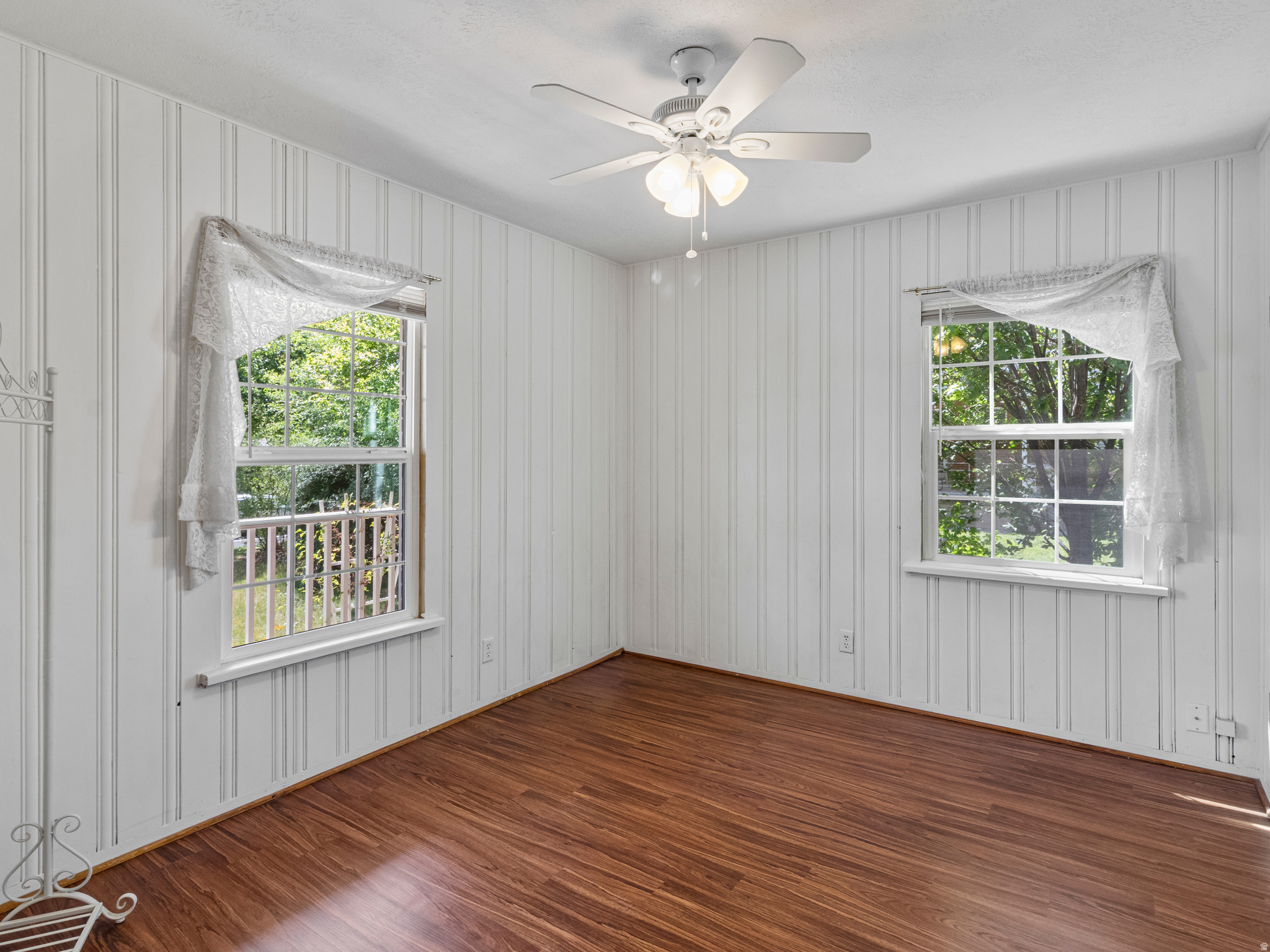 MURRAY HILL GARDENS - Residential