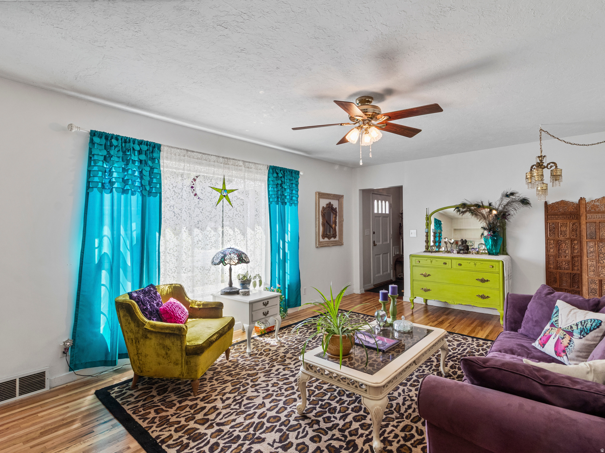 MURRAY HILL GARDENS - Residential