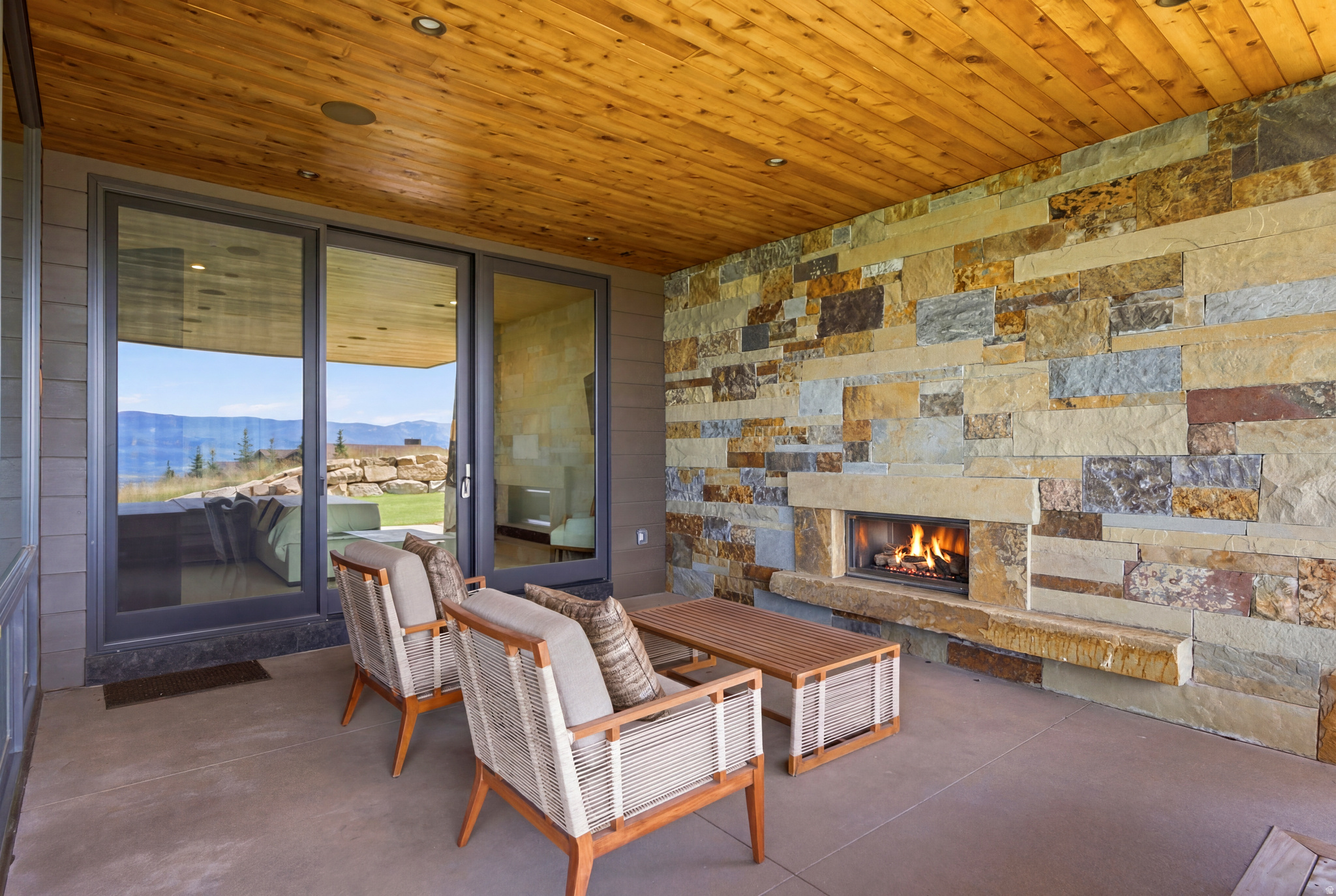 SUMMIT SUB - Residential