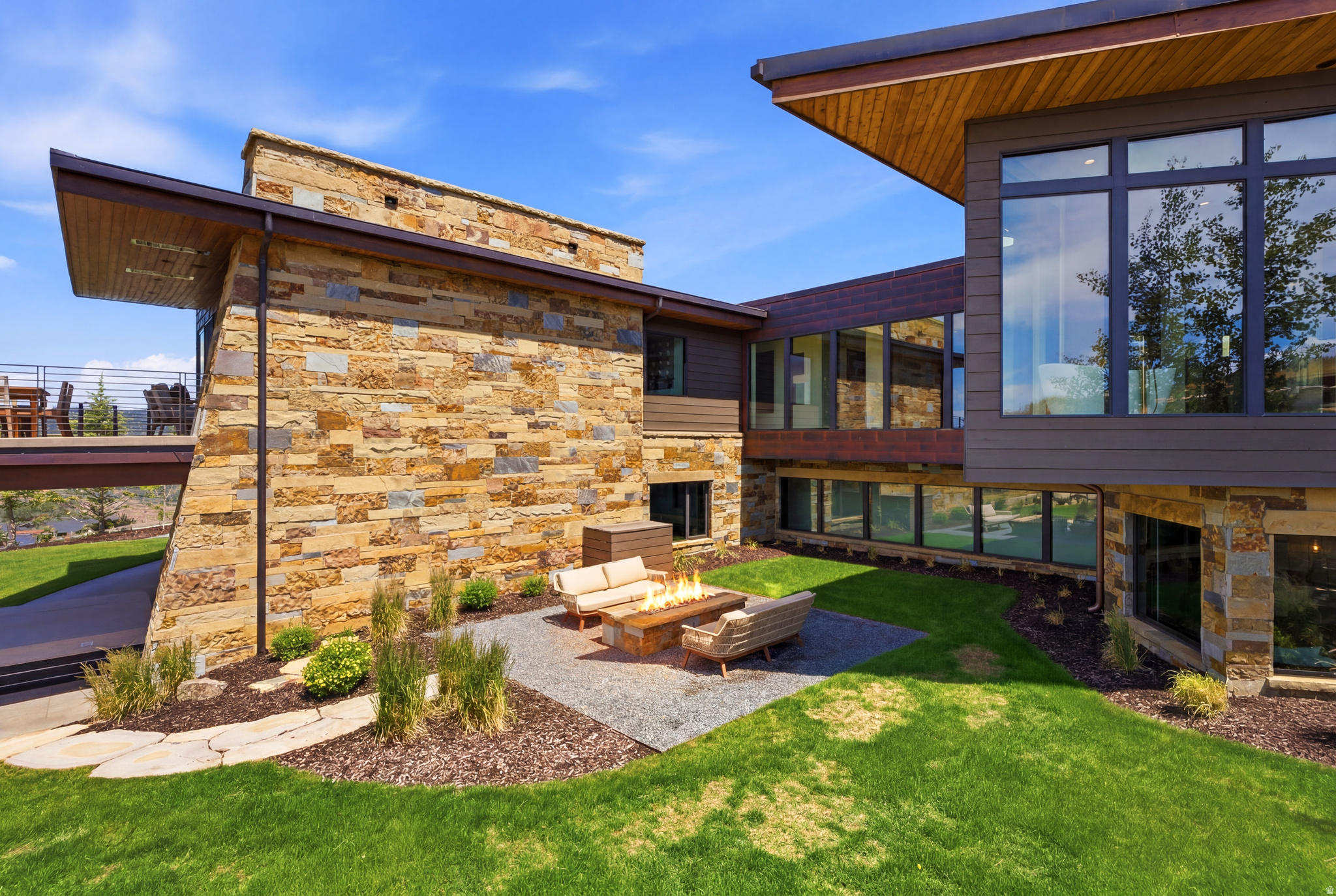 SUMMIT SUB - Residential