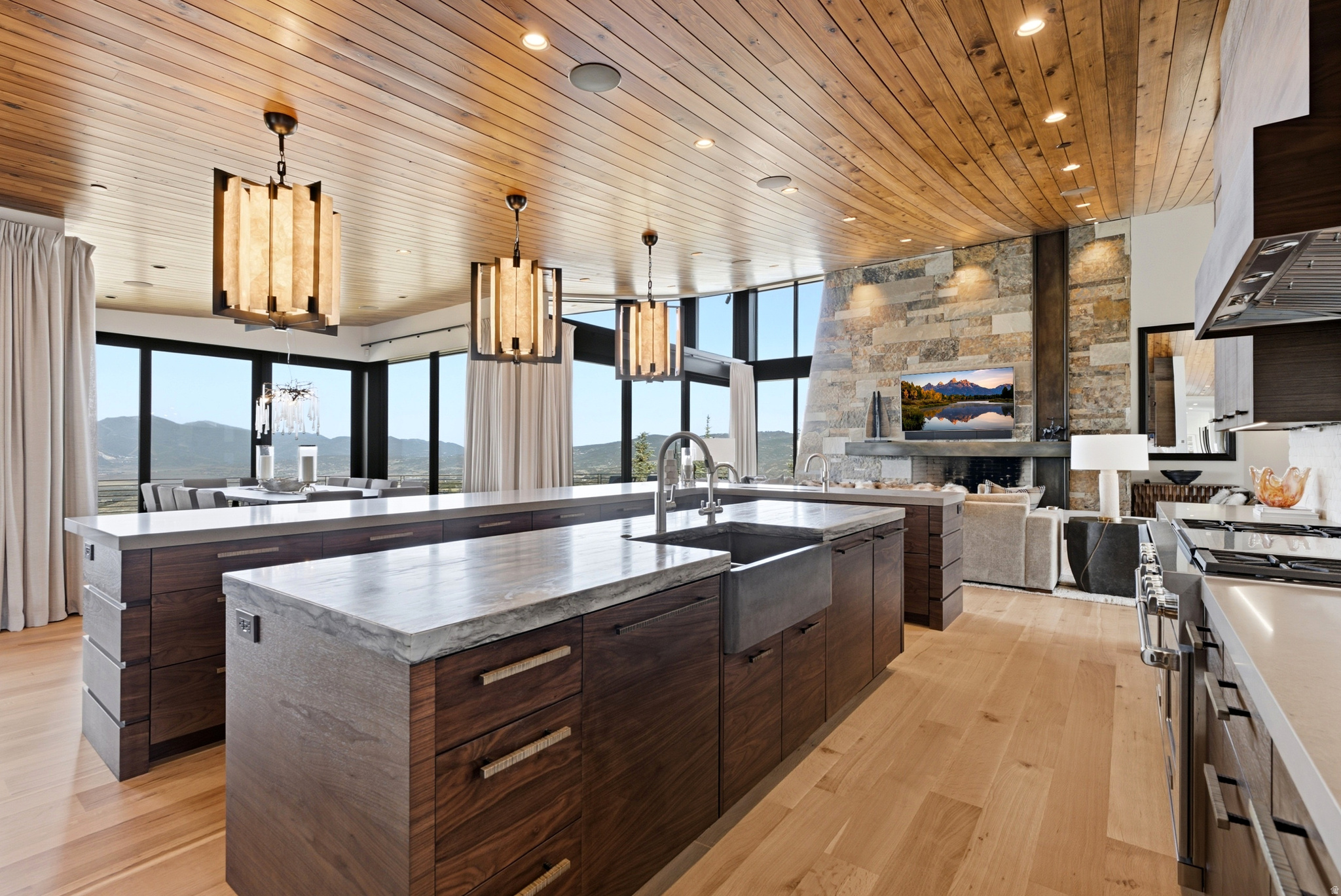 SUMMIT SUB - Residential