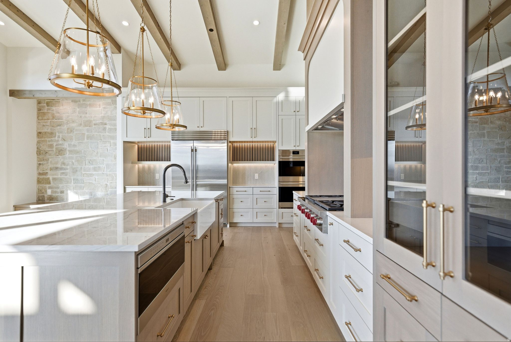 RED LEDGES - Residential