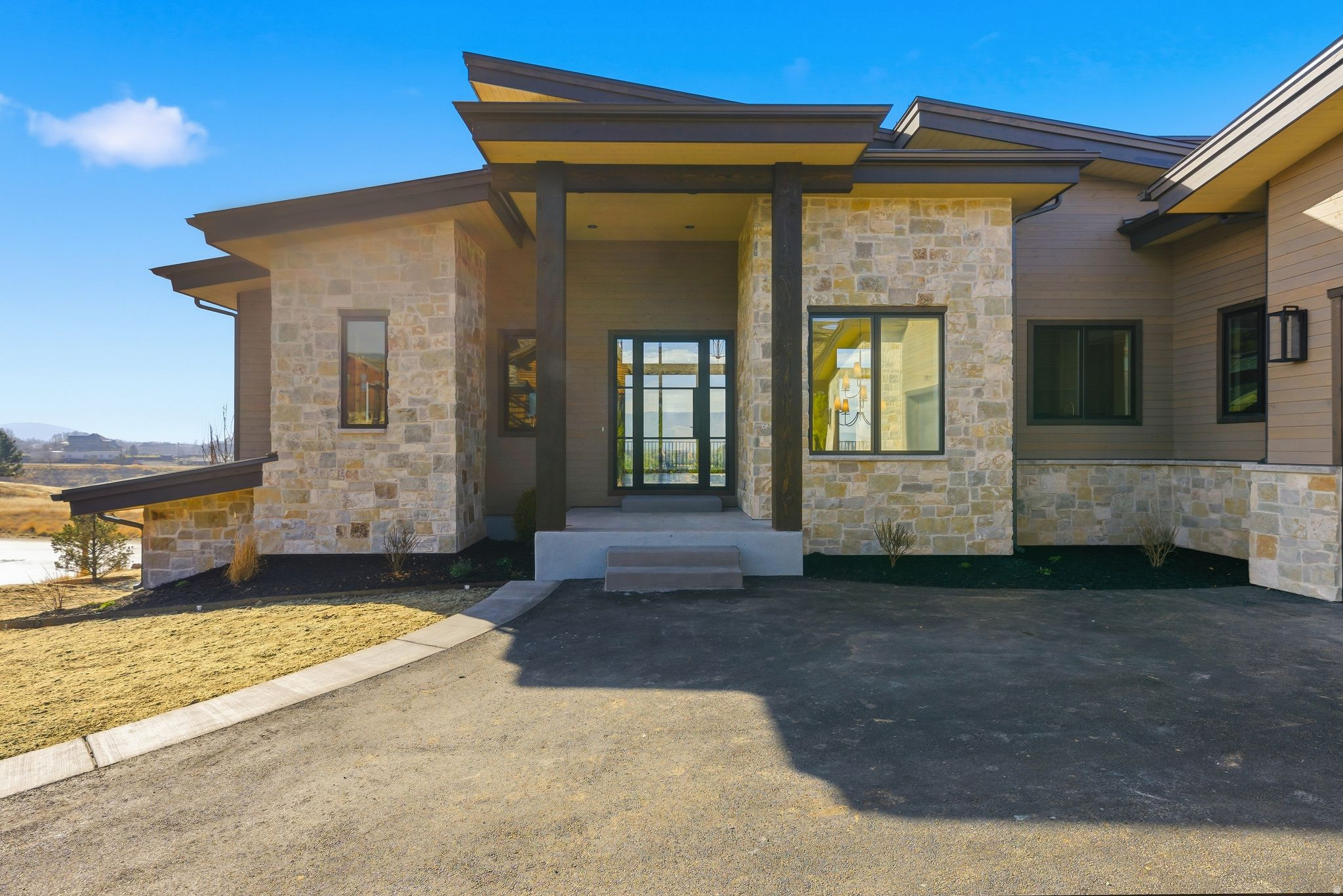 RED LEDGES - Residential
