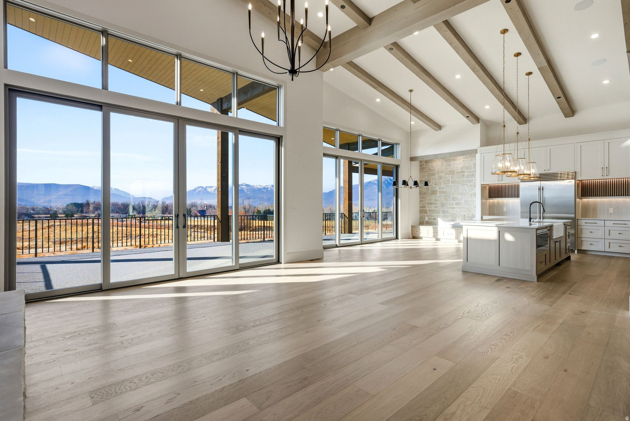 RED LEDGES - Residential