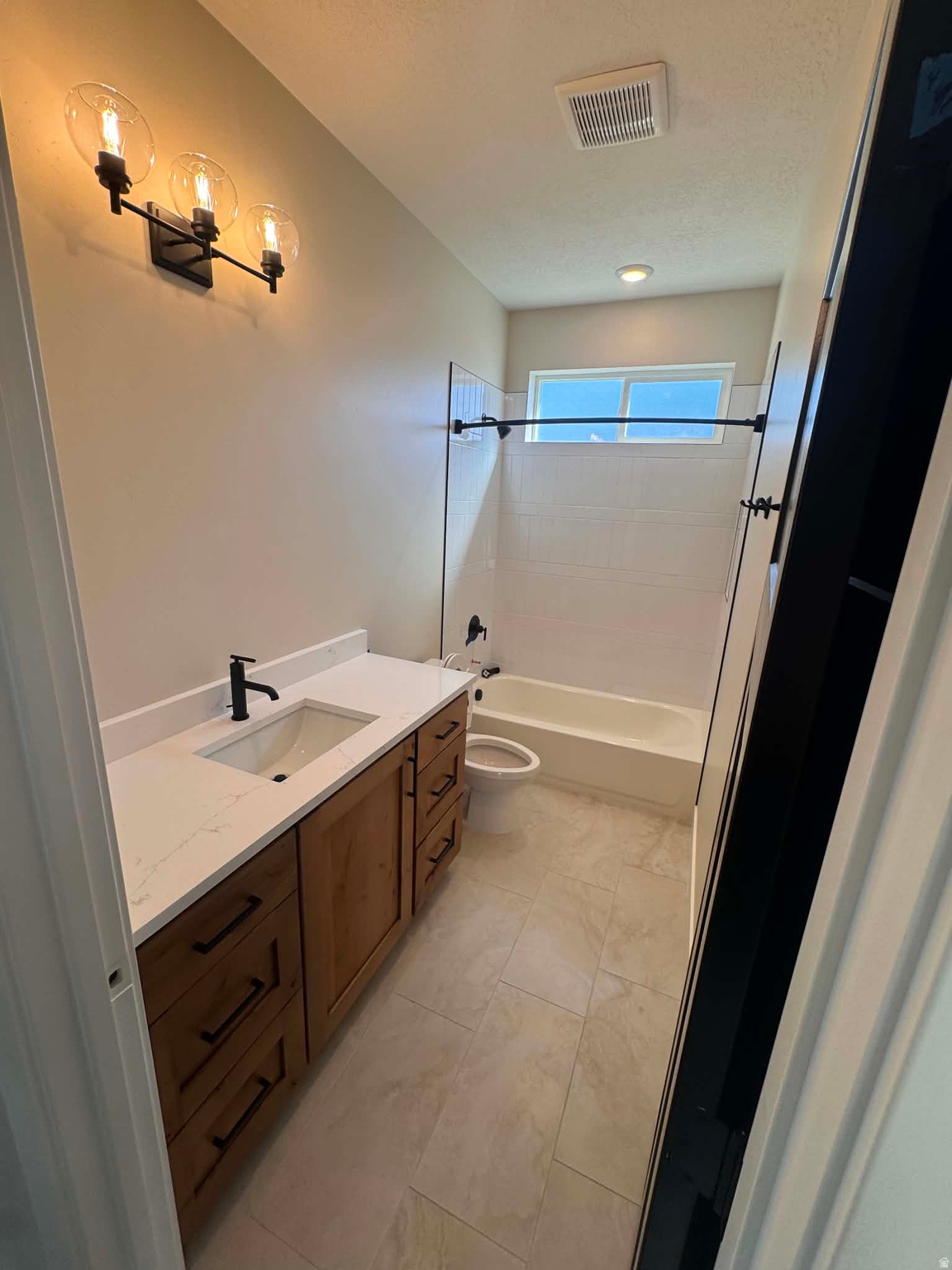 LIBERTY ESTATES - Residential