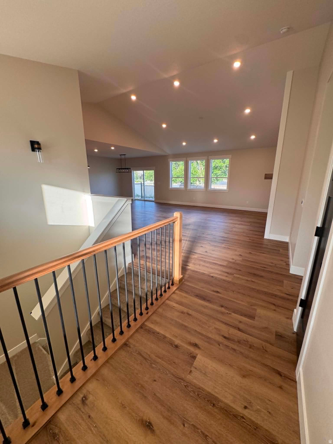 LIBERTY ESTATES - Residential