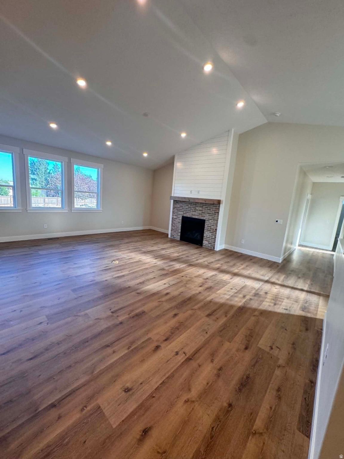 LIBERTY ESTATES - Residential