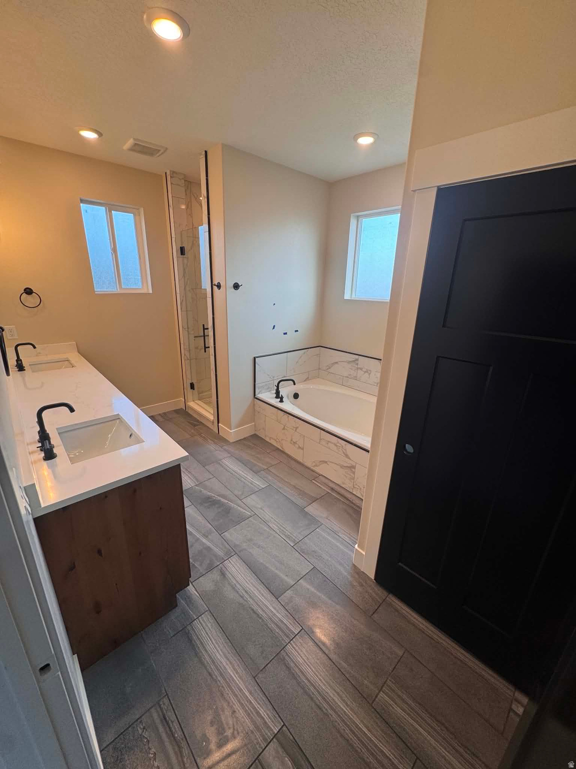 LIBERTY ESTATES - Residential
