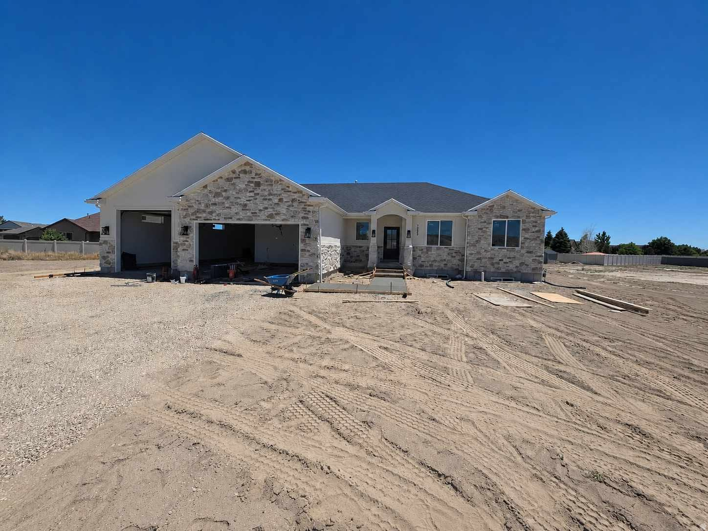 LIBERTY ESTATES - Residential