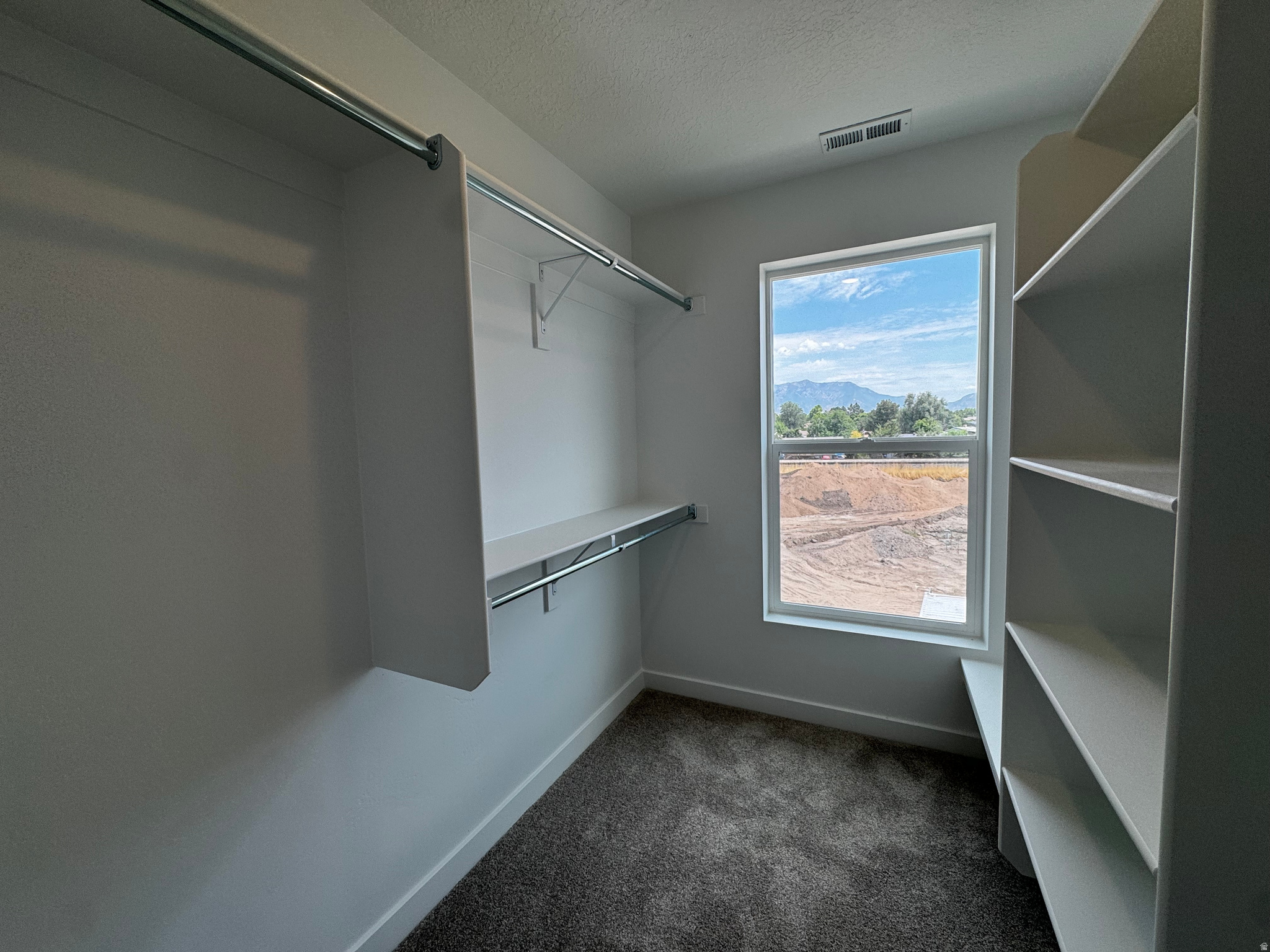 TRAILSIDE - Residential