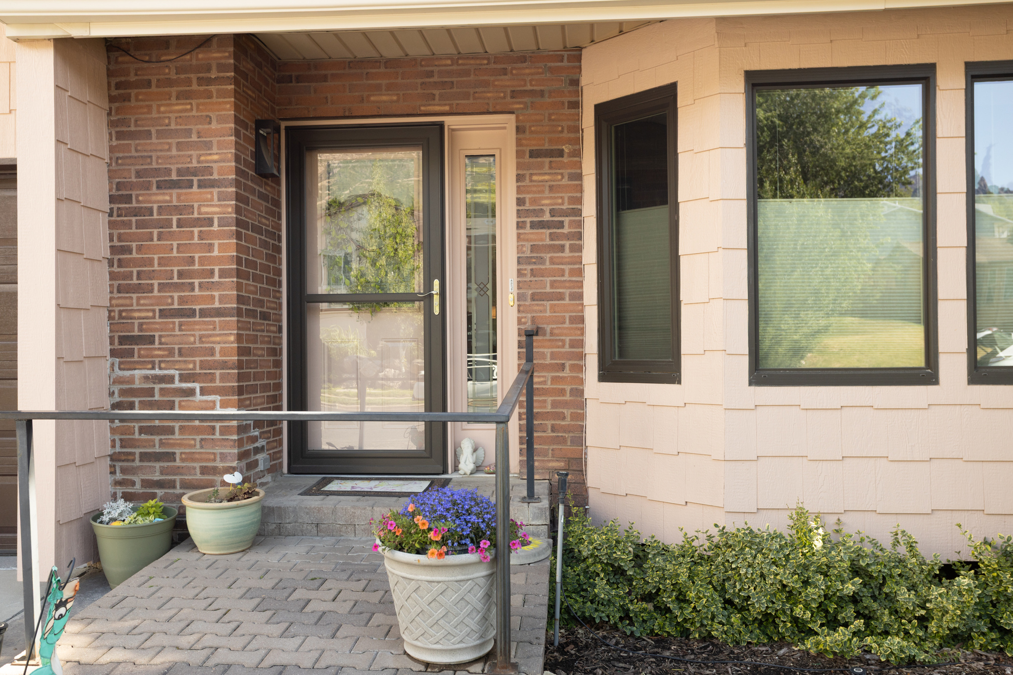 LAKEVIEW HEIGHTS - Residential
