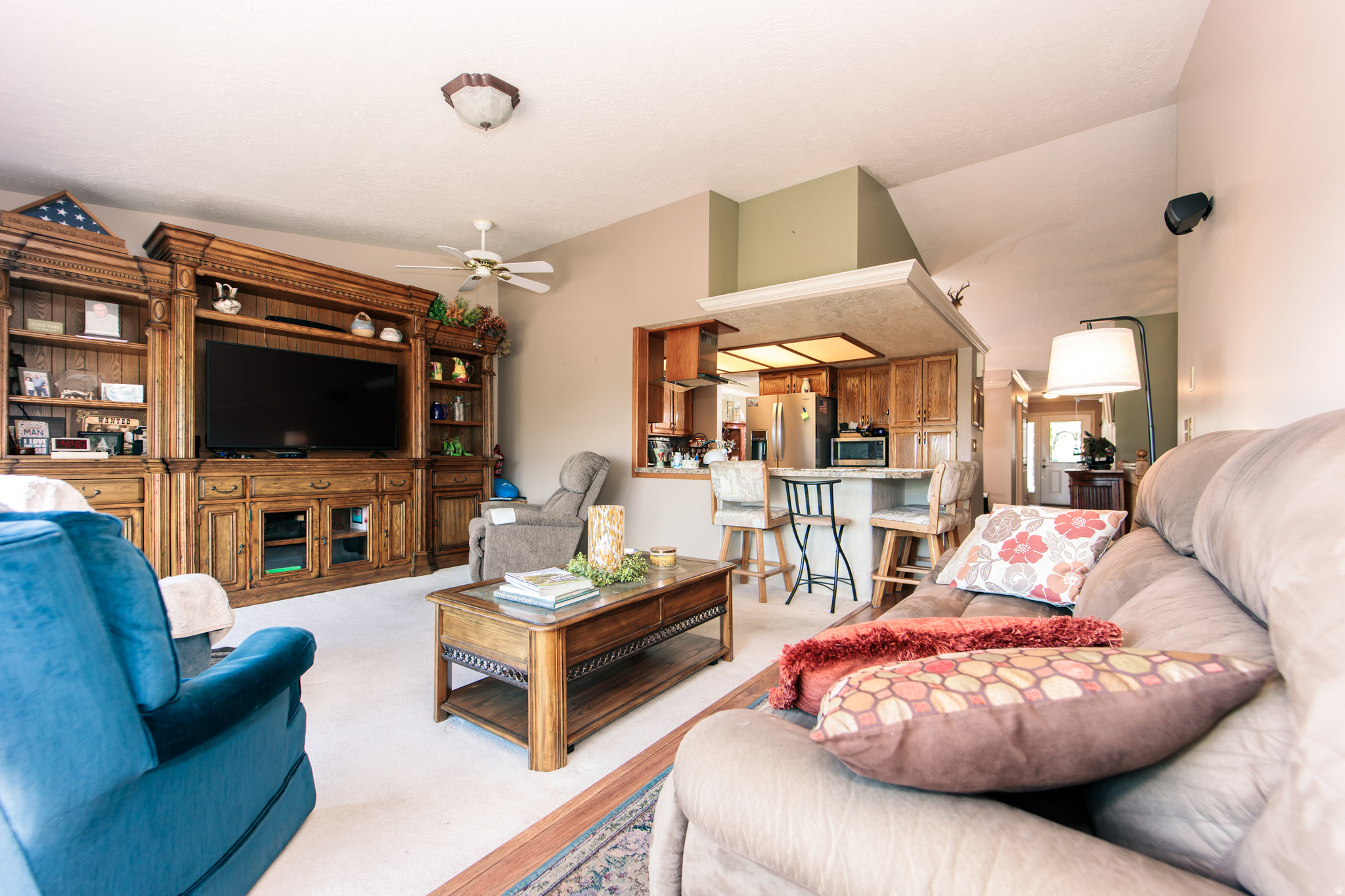 LAKEVIEW HEIGHTS - Residential