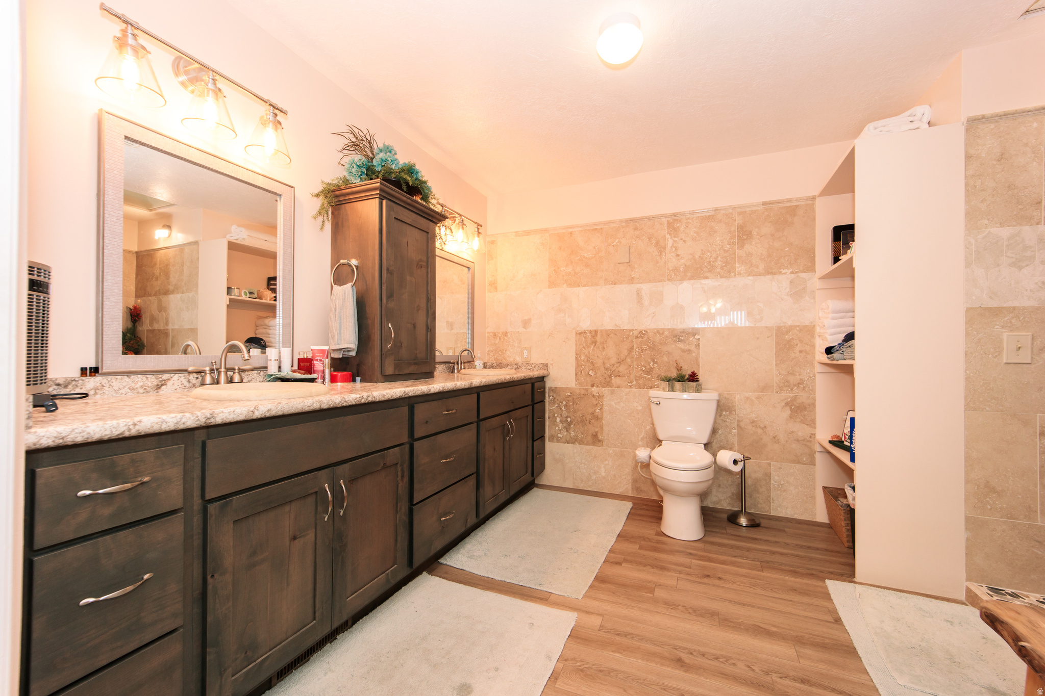 LAKEVIEW HEIGHTS - Residential