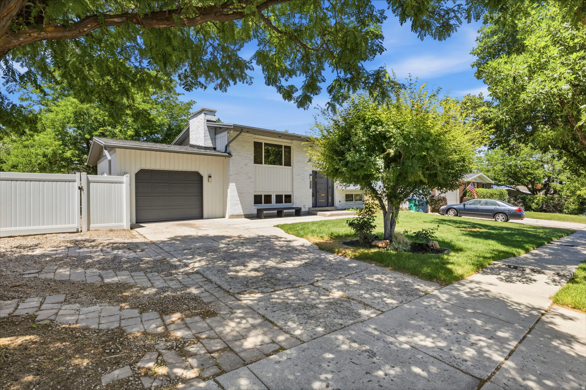 MEADOWS - Residential