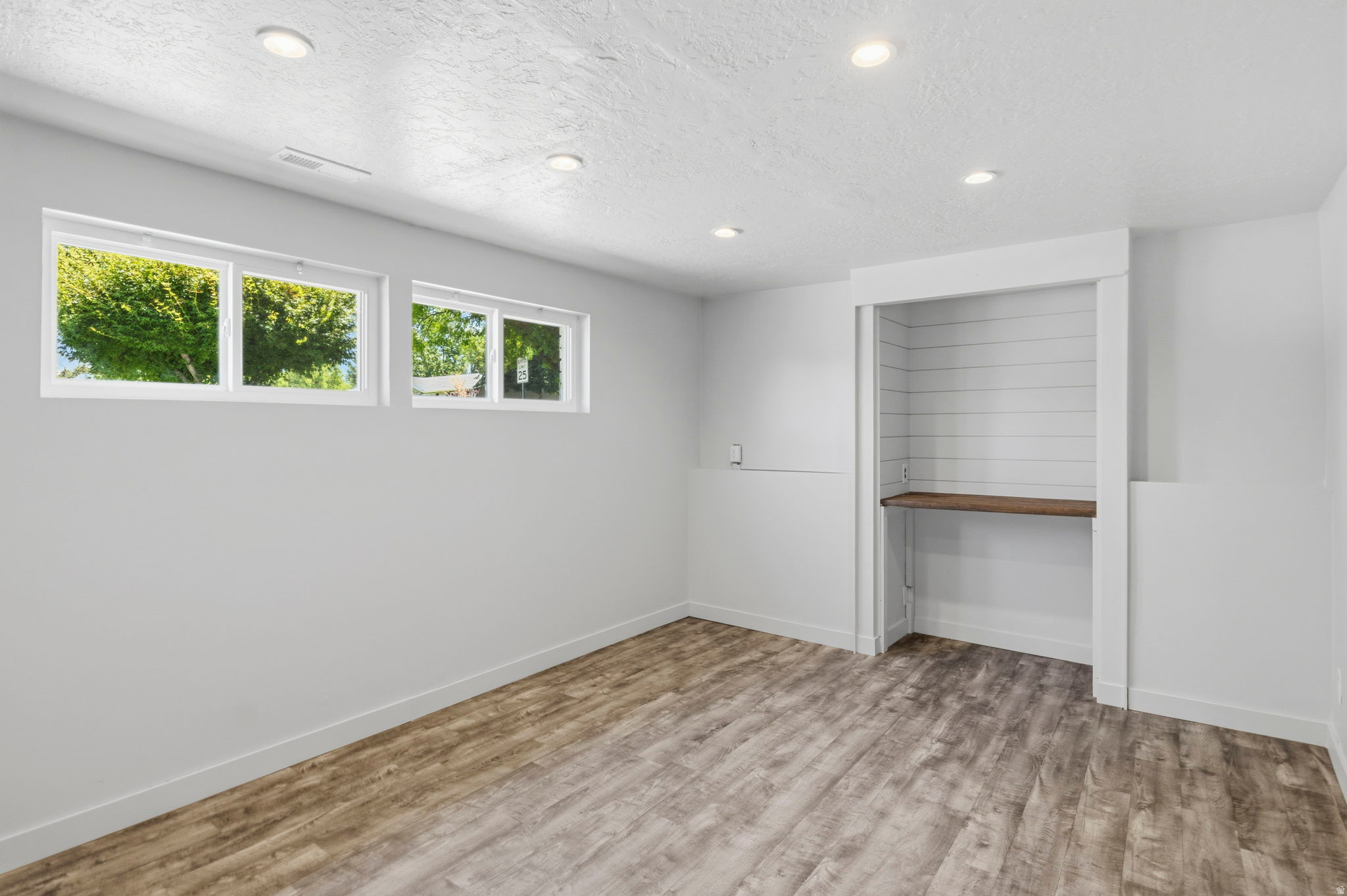 MEADOWS - Residential