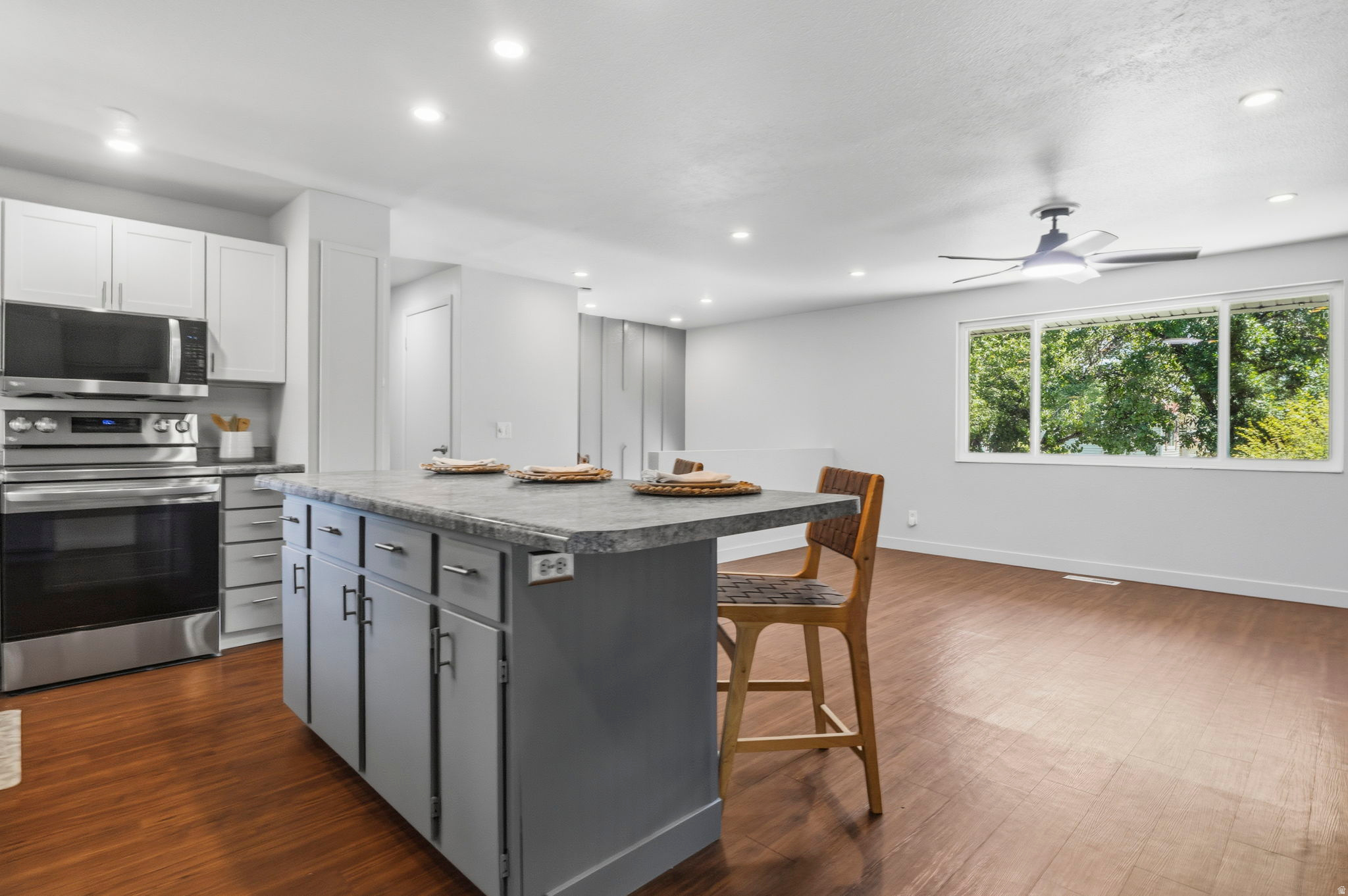 MEADOWS - Residential