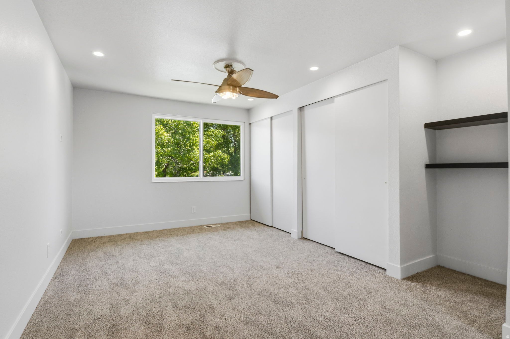 MEADOWS - Residential