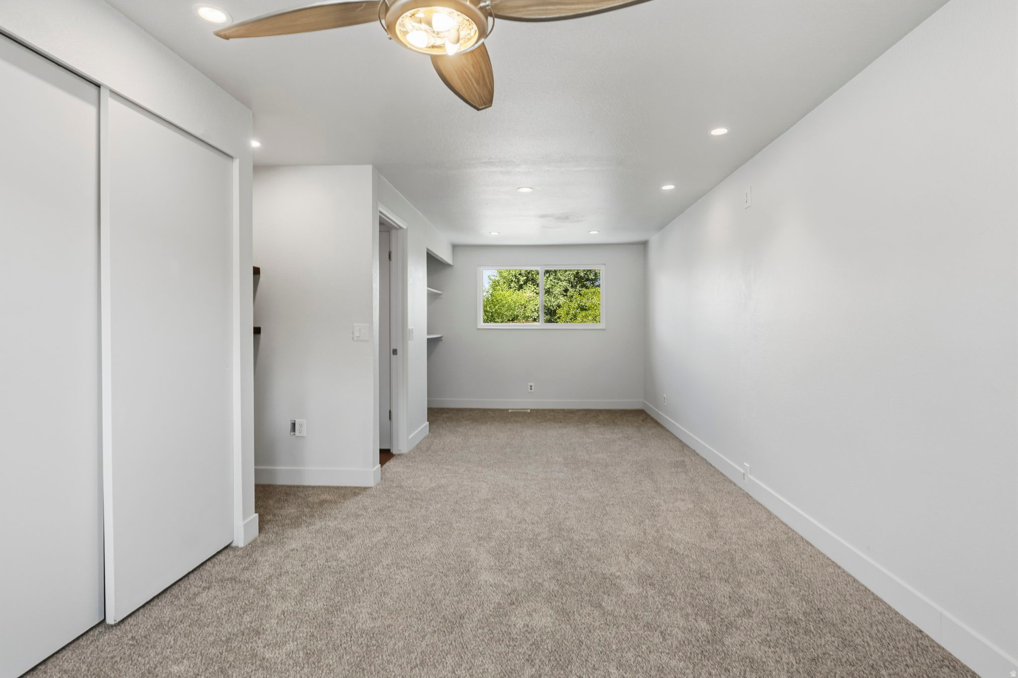 MEADOWS - Residential
