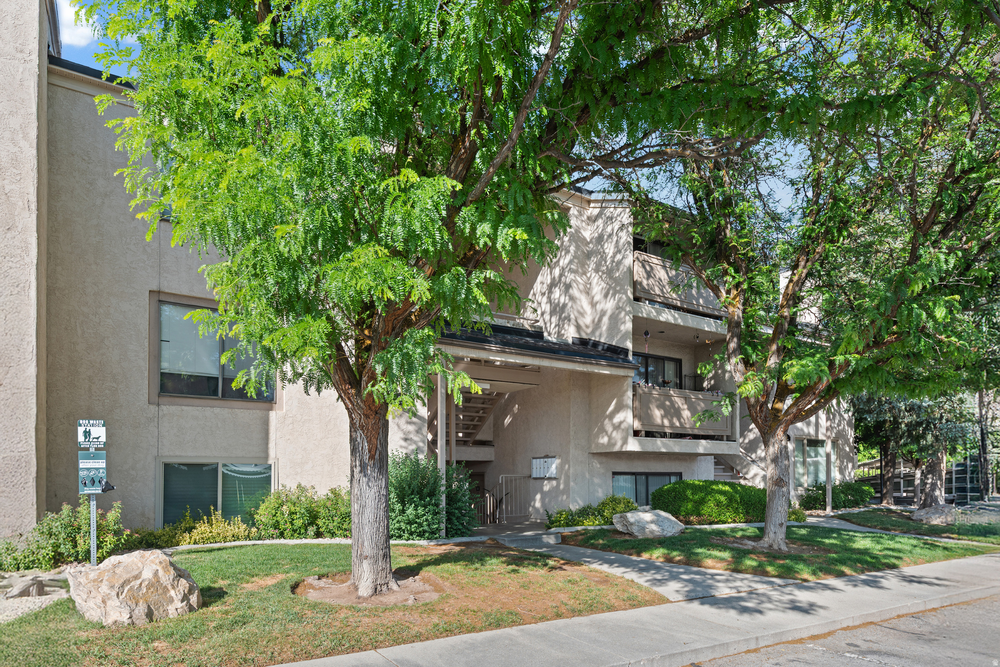 HILL CREEK CONDO - Residential