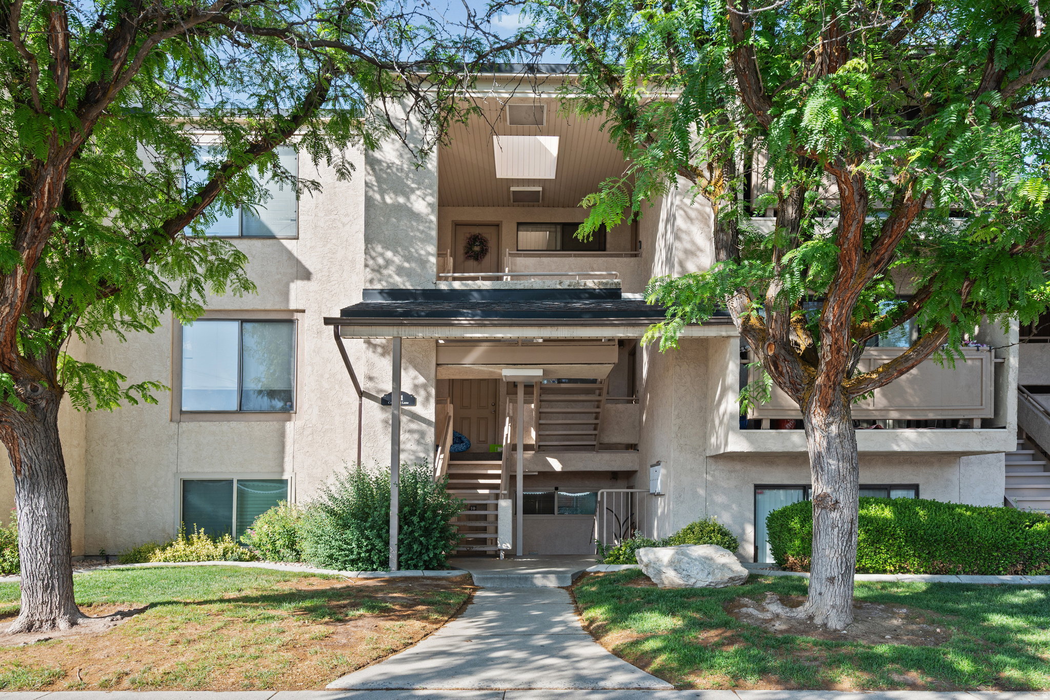 HILL CREEK CONDO - Residential