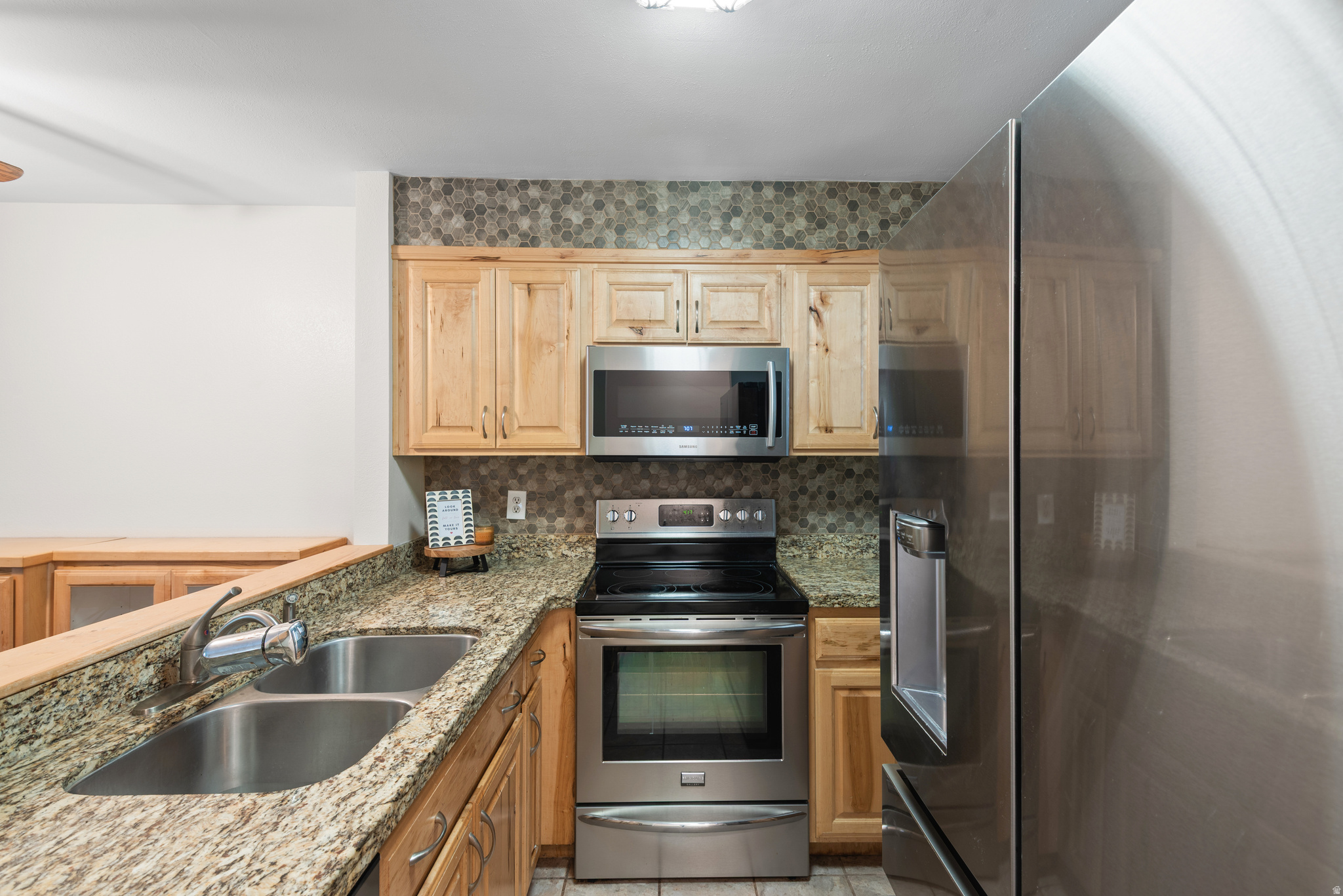HILL CREEK CONDO - Residential