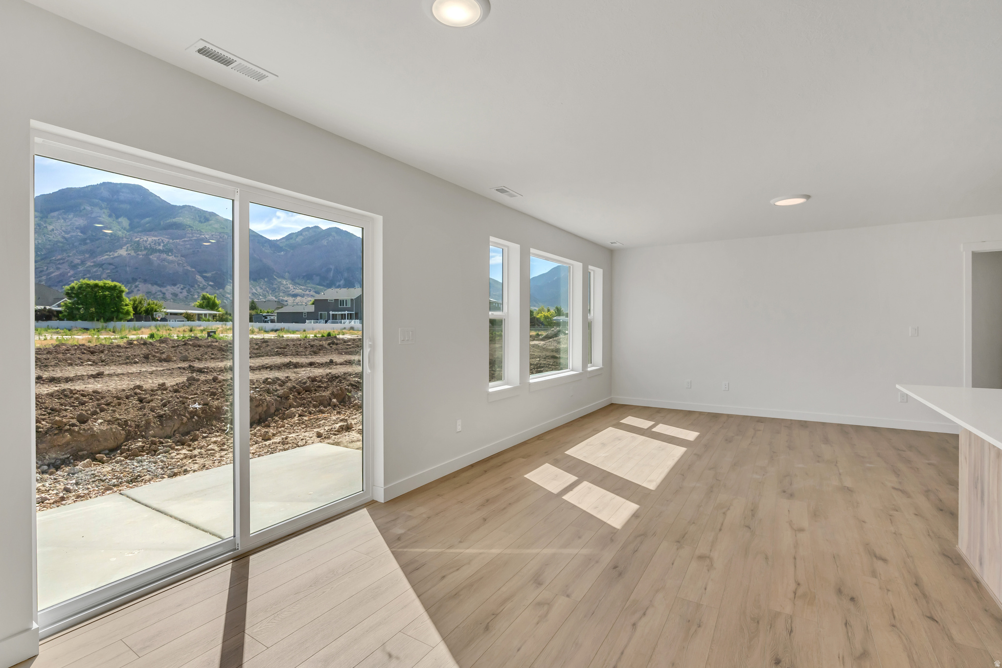 SUMMIT VIEW - Residential