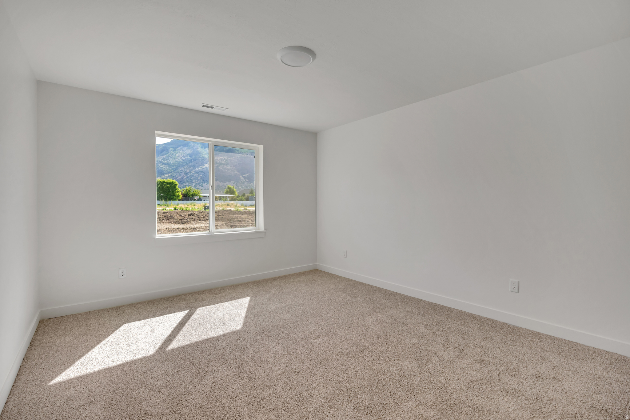 SUMMIT VIEW - Residential