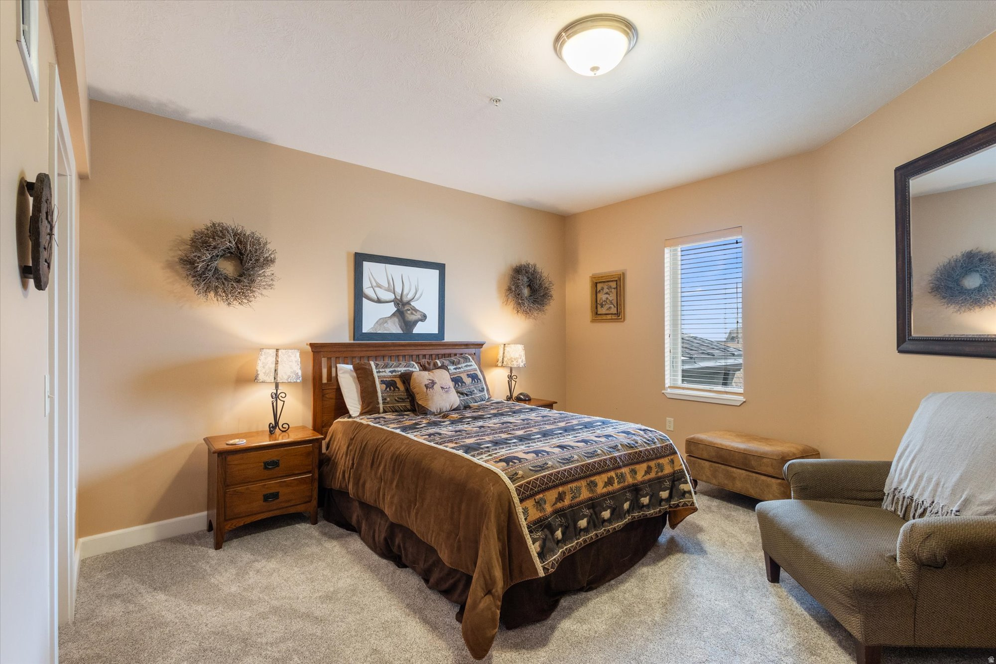CRESTVIEW CONDOMINIUM PHASE 1 - Residential