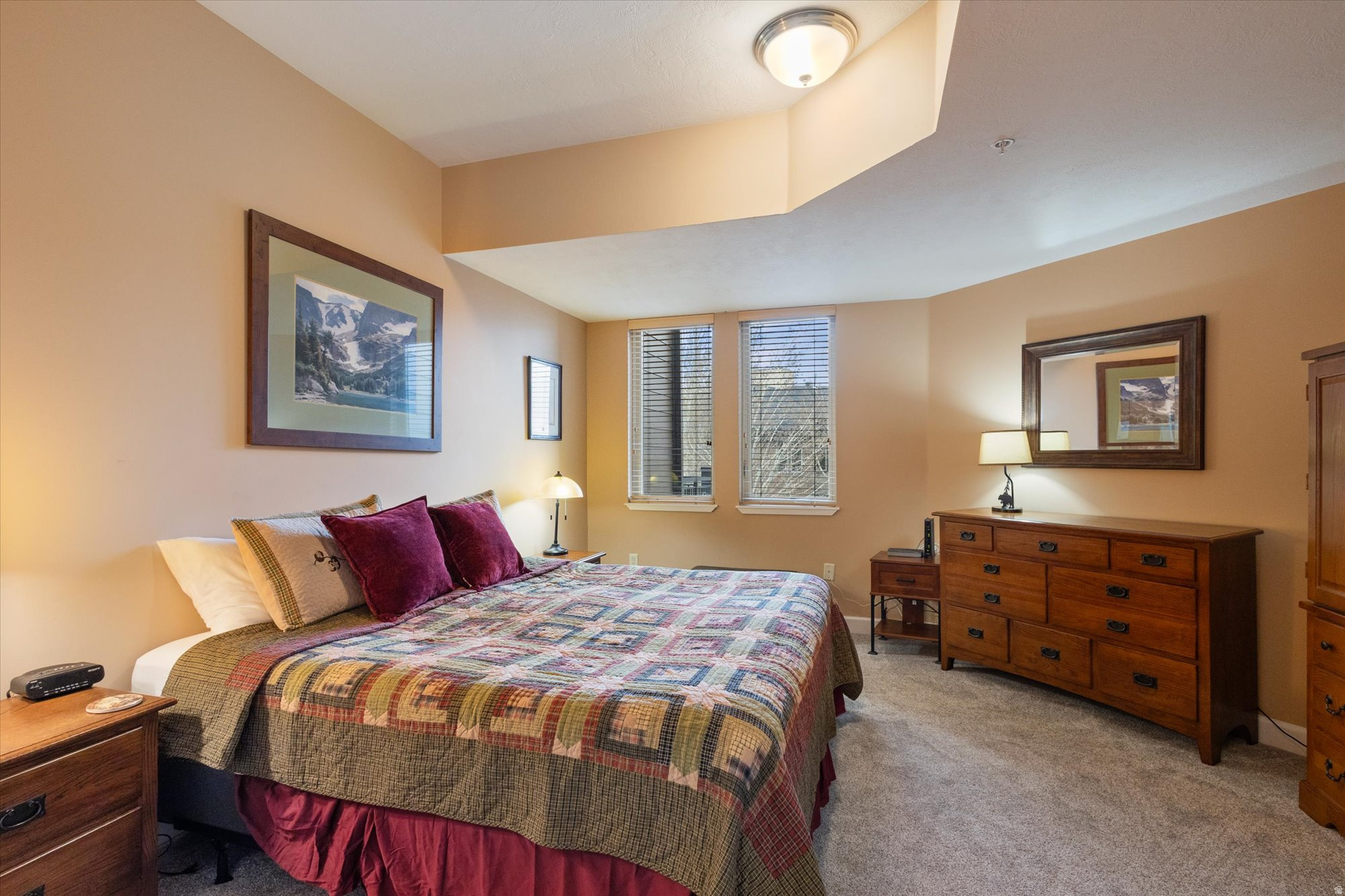 CRESTVIEW CONDOMINIUM PHASE 1 - Residential